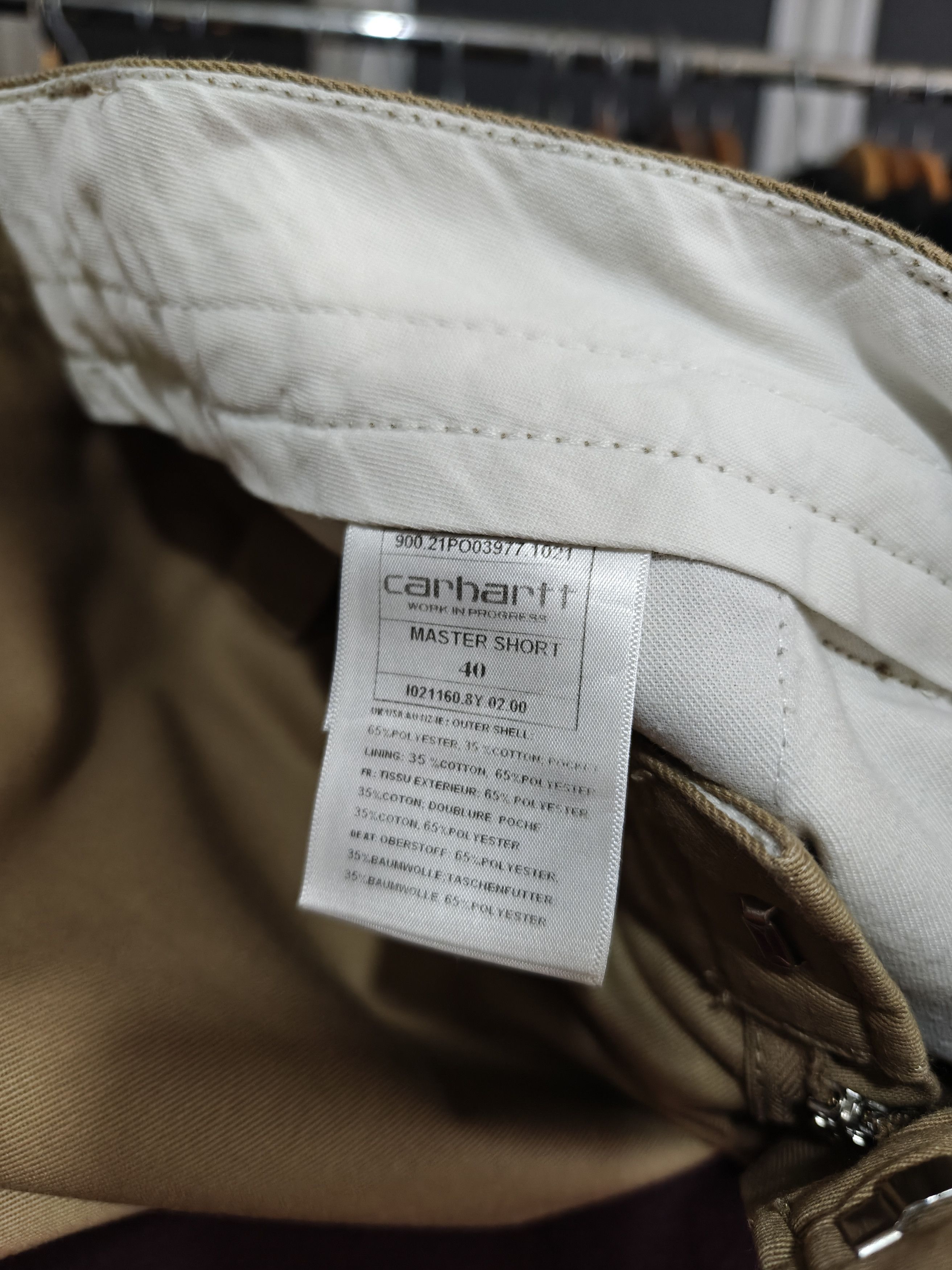 Carhartt Wip Carhartt Wip Master Shorts size 40 Size US 40 / EU 56 - 9 Thumbnail