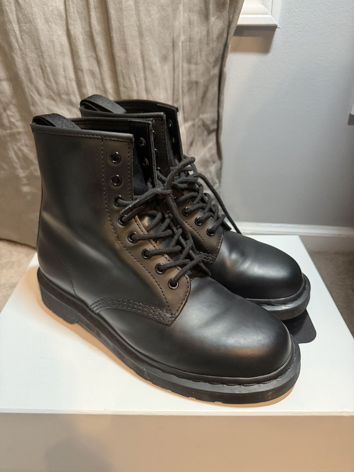 Dr. Martens x Rick Griffin 1460 Black Leather Eye Backhand Tattoo Boots 10 43 DR. MARTENS X RICK GRIFFIN: Drawing upon the design  main image 4