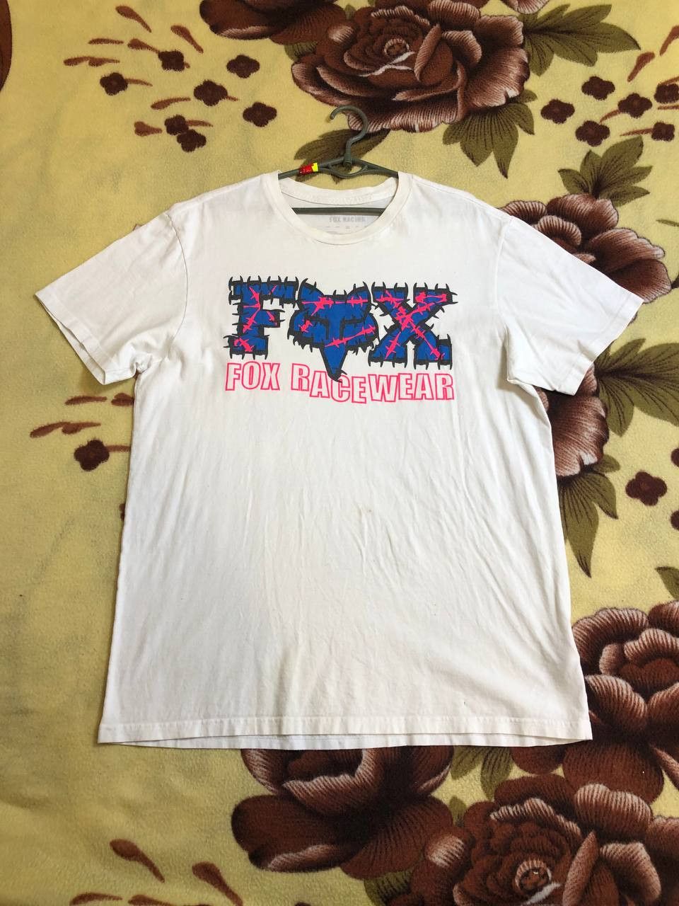 Fox Racing Streetwear T-Shirt White Big Print Fox Racing logo Crazy Y2K Size US L / EU 52-54 / 3 - 1 Thumbnail