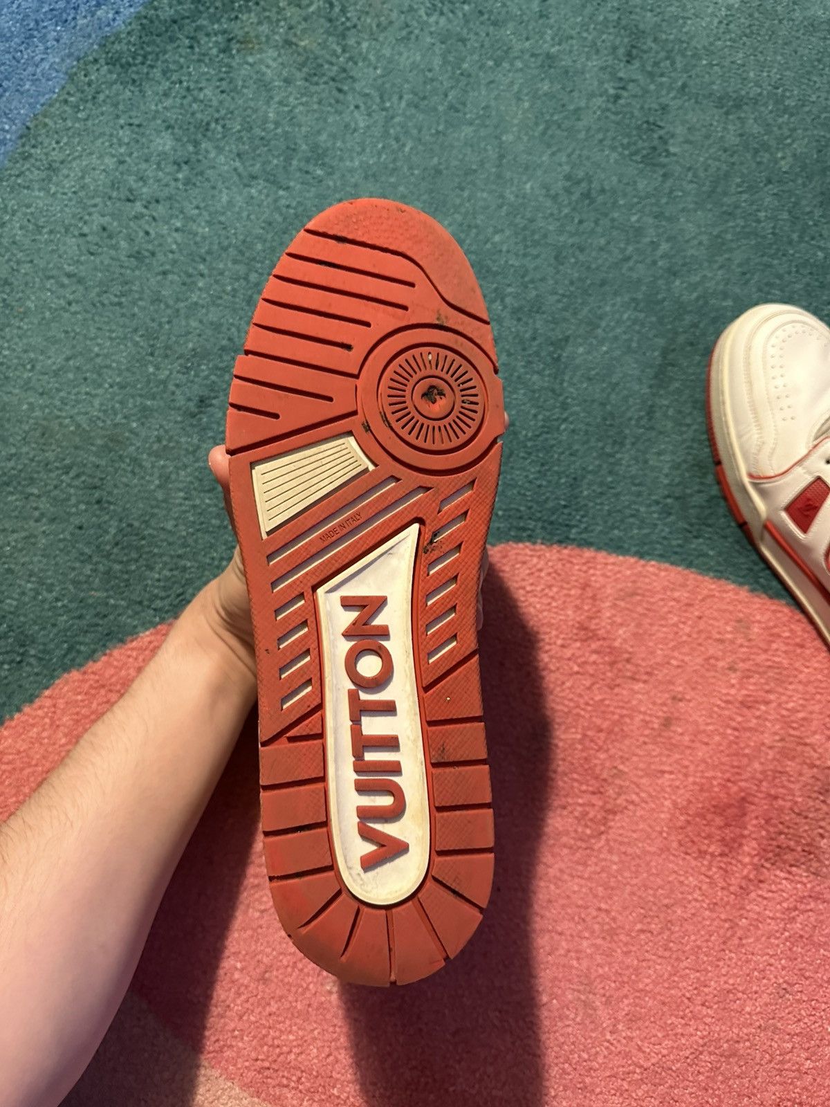 Louis Vuitton Louis Vuitton LV Trainer Mid White Red Size US 11 / EU 44 - 8 Thumbnail