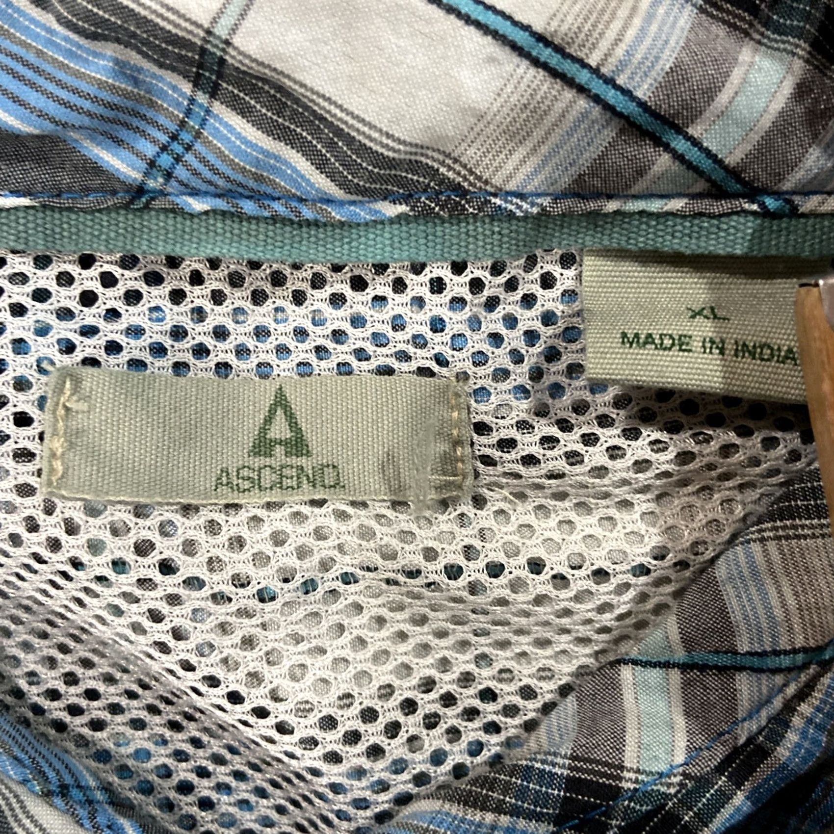 ASCENO ASCEND Men's Short Sleeve Plaid Button Up Shirt XL Cotton Polyester Blend Multicolor Plaid Button-Up Casual Travel Shirt Size US XL / EU 56 / 4 - 2 Thumbnail