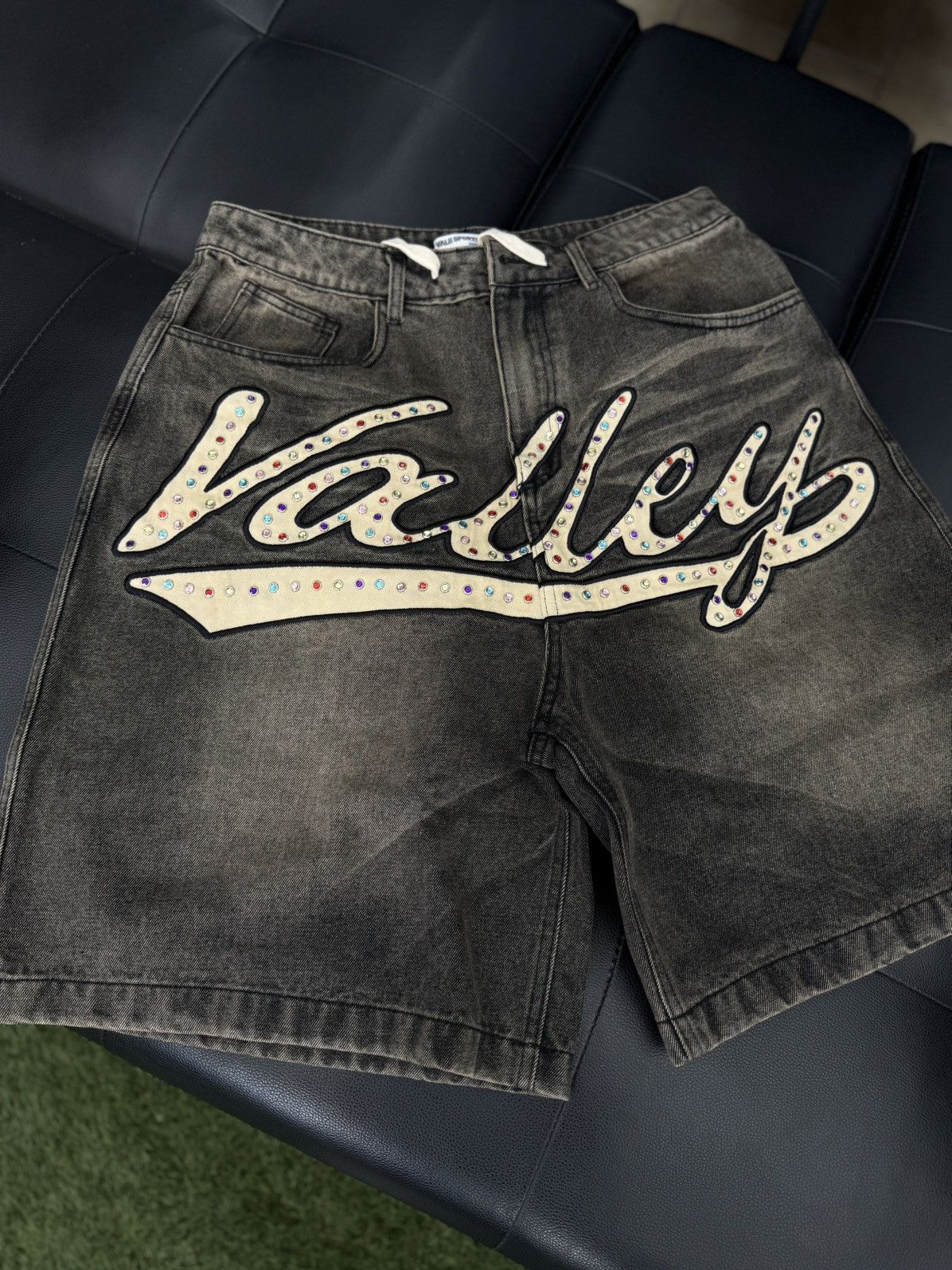 Vale Vale Valley Skittles Shorts Black Size 30 (NEW) Size US 30 / EU 46 - 2 Thumbnail