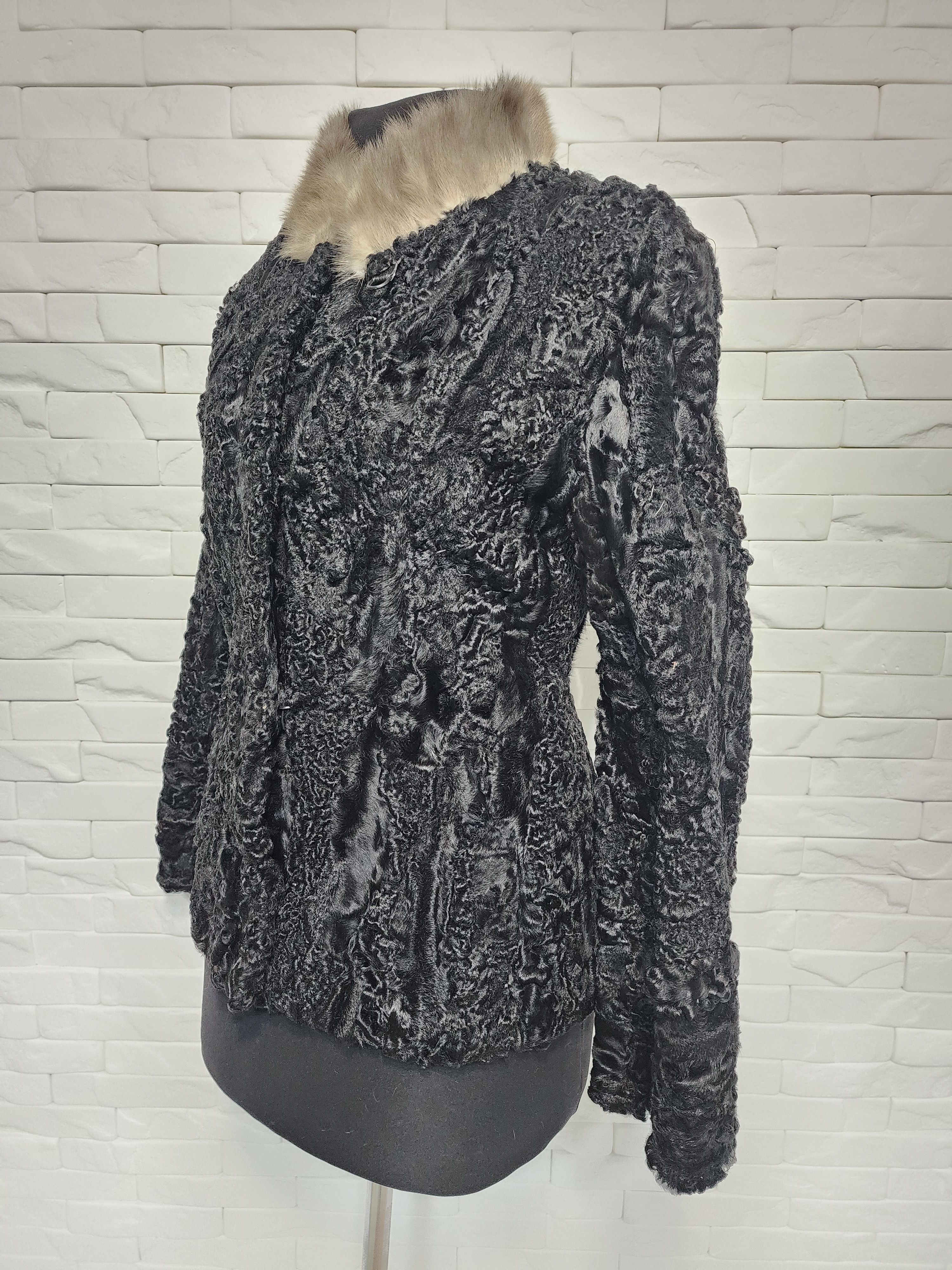 Designer Black Sheep Fur Coat Size M / US 6-8 / IT 42-44 - 2 Thumbnail