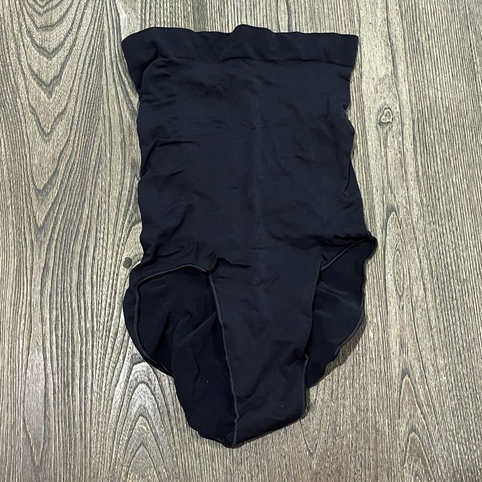 SKIMS NWOT Skims Seamless Sculpt High-Waisted Brief Shapewear XL Size ONE SIZE - 1 Thumbnail