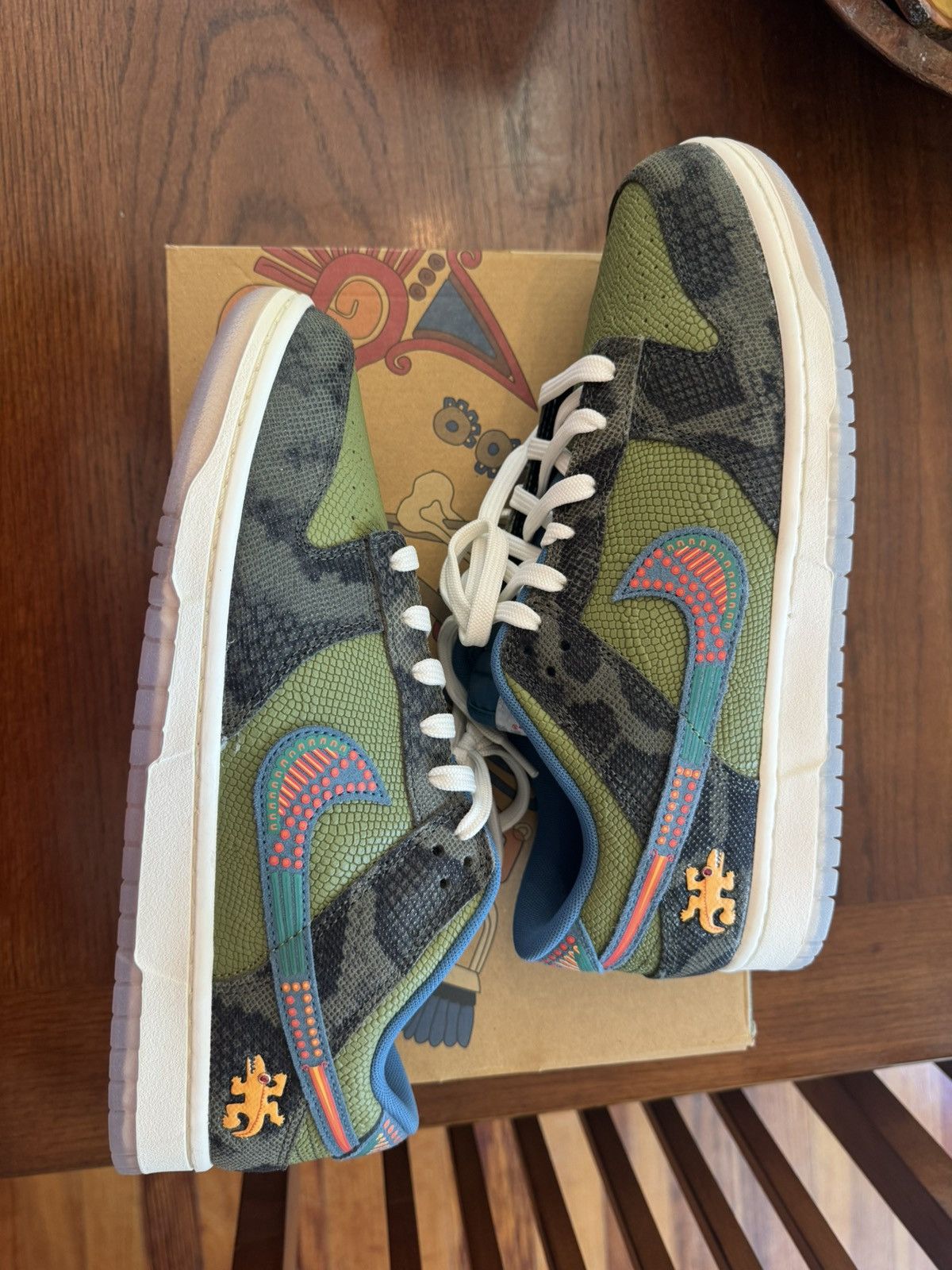 Nike Nike dunk Siempre Familia Size US 11 / EU 44 - 3 Thumbnail
