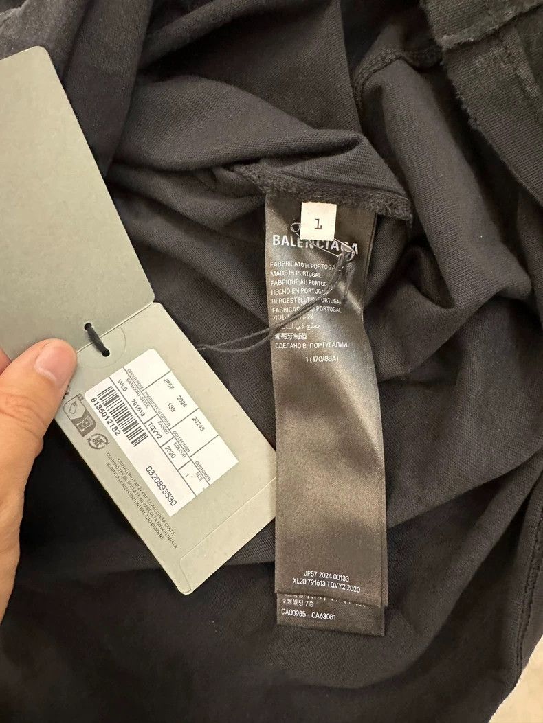 Balenciaga Balenciaga Eiffel Tower Moonlit Night Washed Distressed Tw Size US S / EU 44-46 / 1 - 5 Thumbnail
