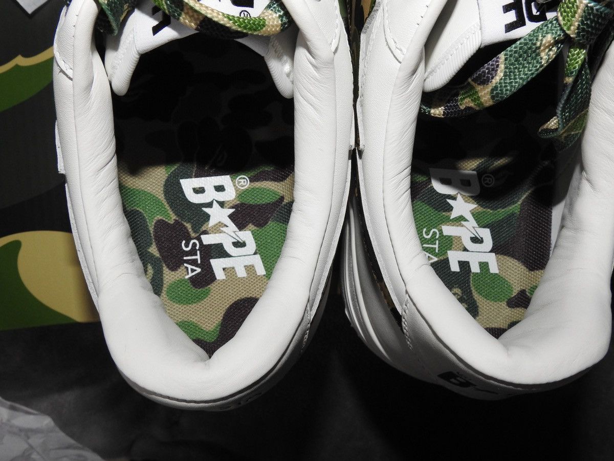 Bape BAPE STA Low White / Green ABC Camo (2024) Size US 10 / EU 43 - 8 Thumbnail