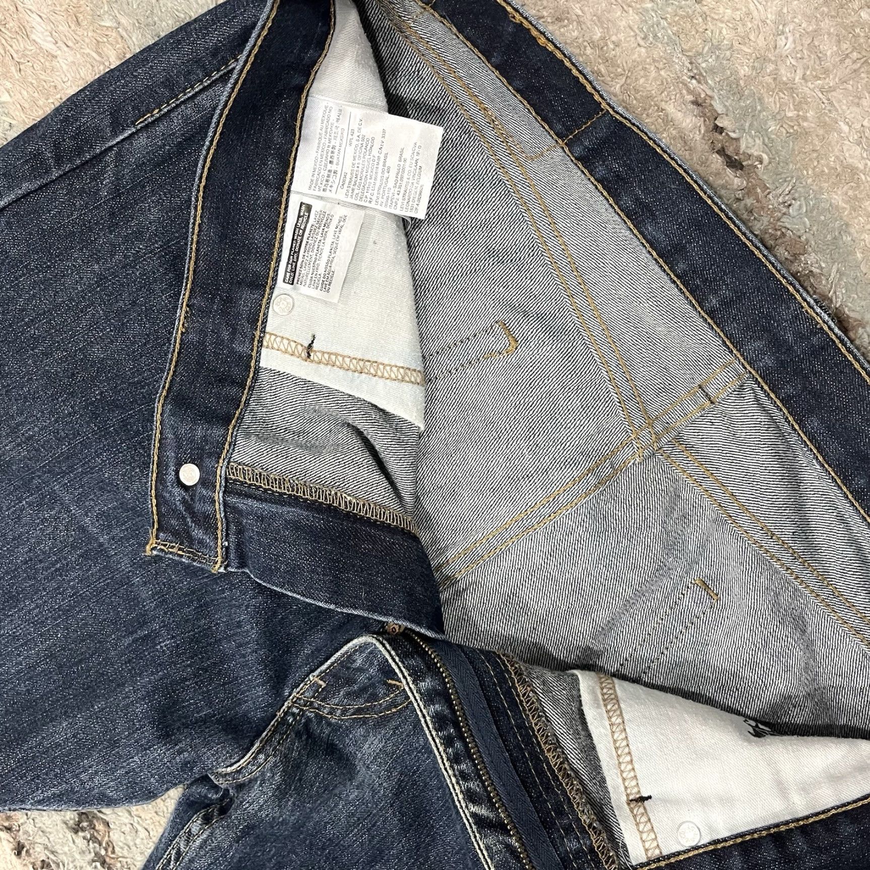 Levi's Levi's 505 Jeans Men 36x32 Blue Straight Stretch Dark Wash Workwear Denim Cotton Zip Pockets Regular Inseam 32 Model Levi's 505 Straight Mens Jeans Size US 36 / EU 52 - 4 Thumbnail