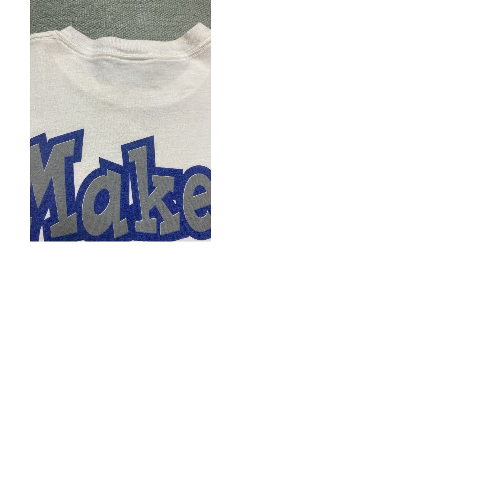 Vintage VINTAGE 90s Eastbay T-Shirt Men Adult Large White Baseball Distressed Glove Make a Little Size US L / EU 52-54 / 3 - 10 Thumbnail