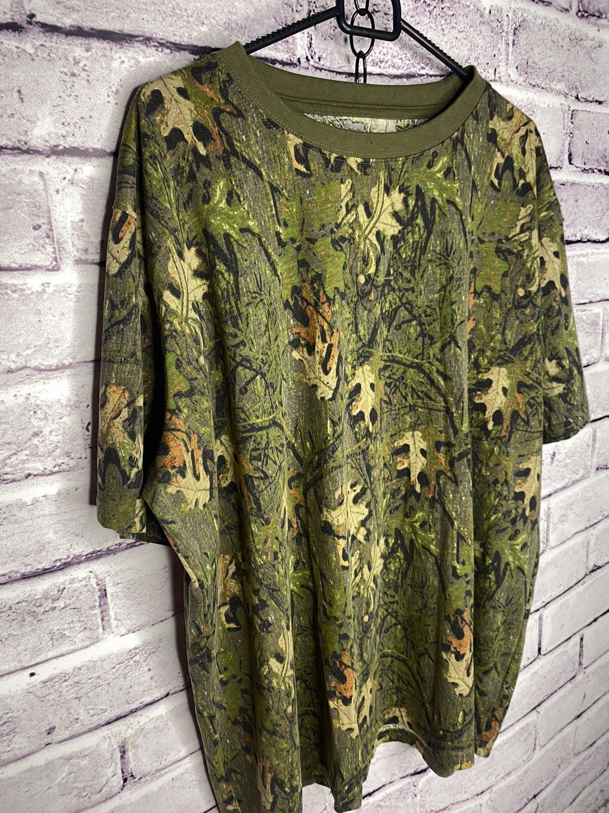 Japanese Brand MENS T-shirt Real Tree Overprint Logo Streatwear y2k Tee Size US XL / EU 56 / 4 - 3 Thumbnail