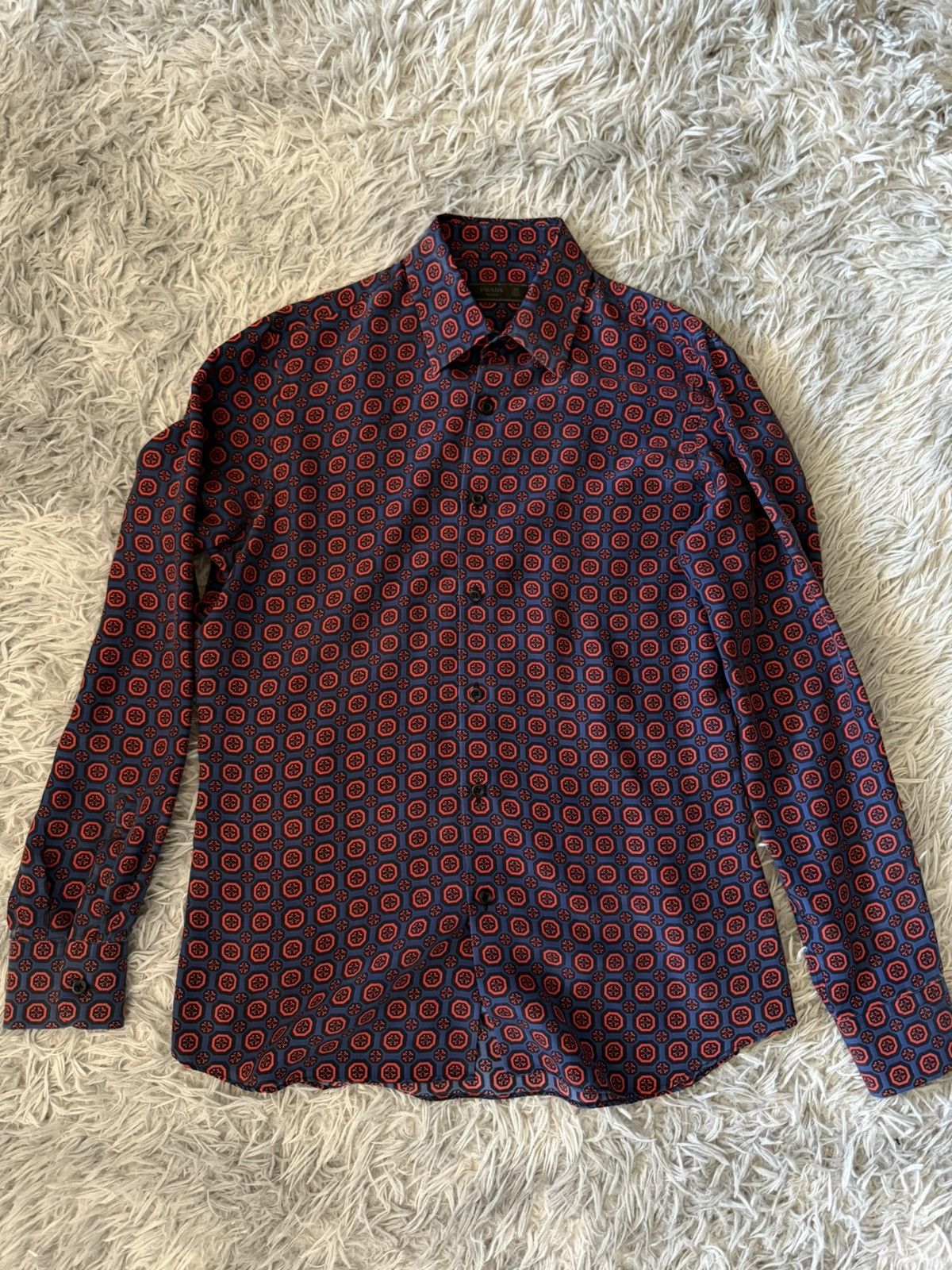 Prada 2015 printed silk shirt Size US S / EU 44-46 / 1 - 1 Thumbnail