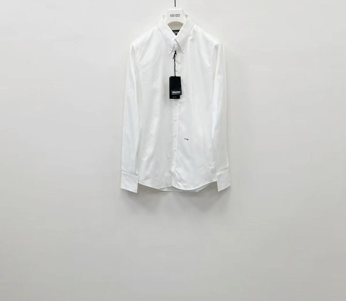 Dsquared2 DSQUARED2 (D2) 100% Cotton Long Sleeve Shirt J30 Size US M / EU 48-50 / 2 - 1 Thumbnail