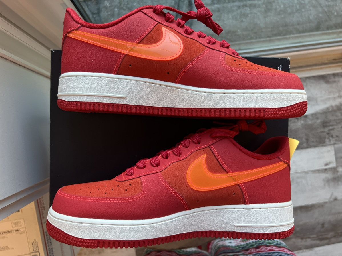 Nike Nike Air Force 1 ‘07 ATL Size 9.5 FD8306-657 Atlanta Red Size US 9.5 / EU 42-43 - 6 Thumbnail