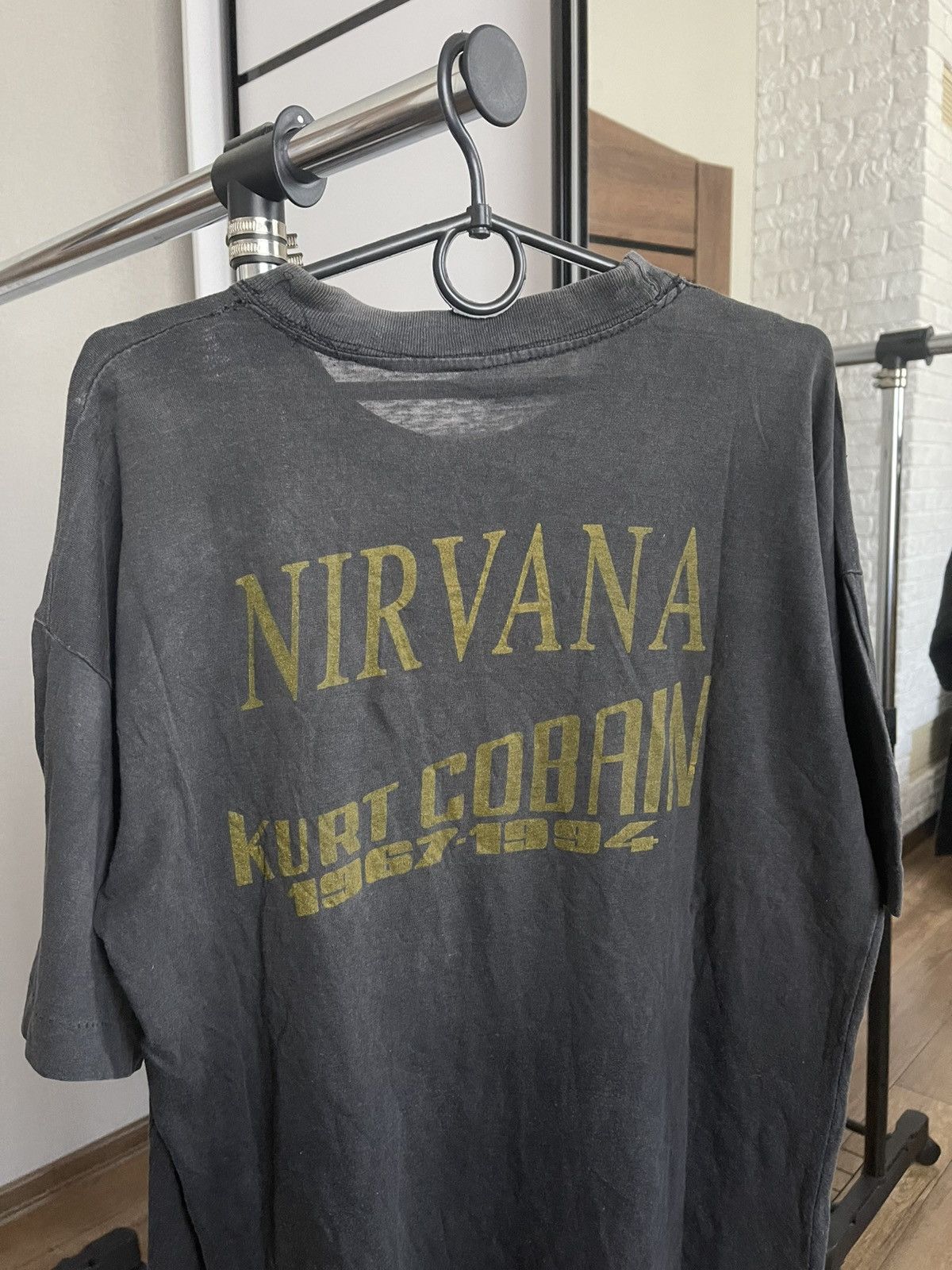 Nirvana Nirvana Kurt Cobain Vintage Rock Band T-Shirt Tee 90s Size US L / EU 52-54 / 3 - 9 Thumbnail