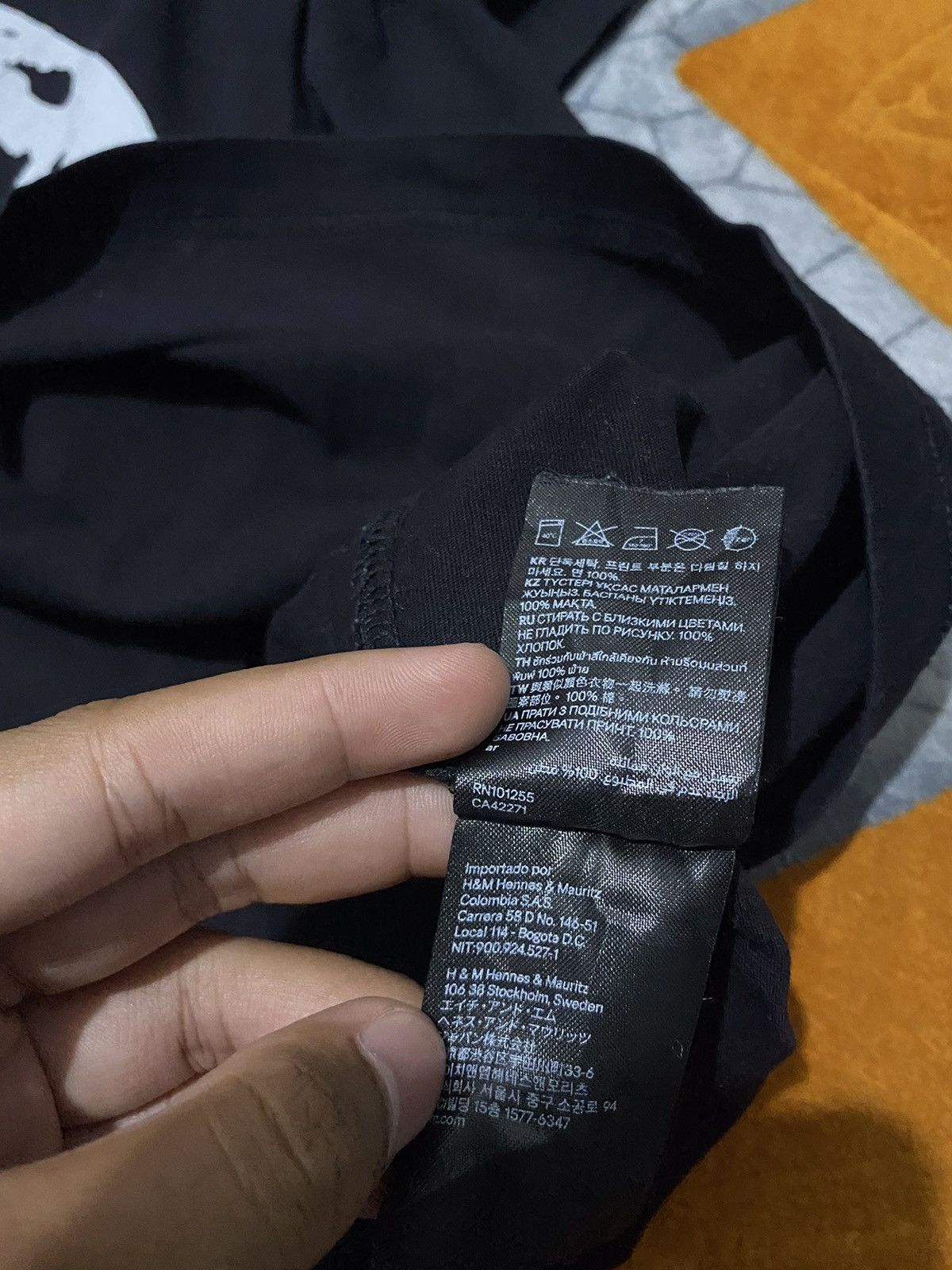 H&M × Warner Bros Tshirt h&m x warner bros friday 13th Size US L / EU 52-54 / 3 - 10 Thumbnail