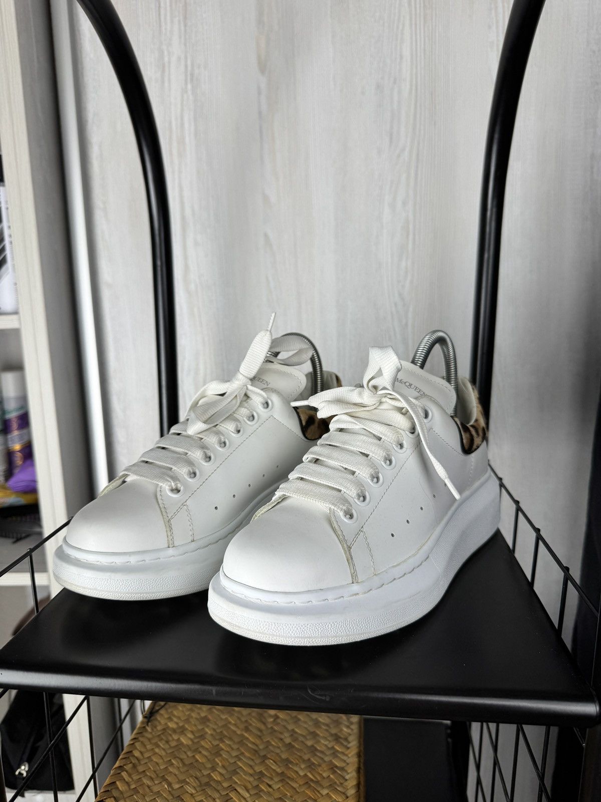 Alexander McQueen Alexander McQueen Oversized Leather Sneakers Leopard Back Size US 8.5 / IT 38.5 - 8 Thumbnail