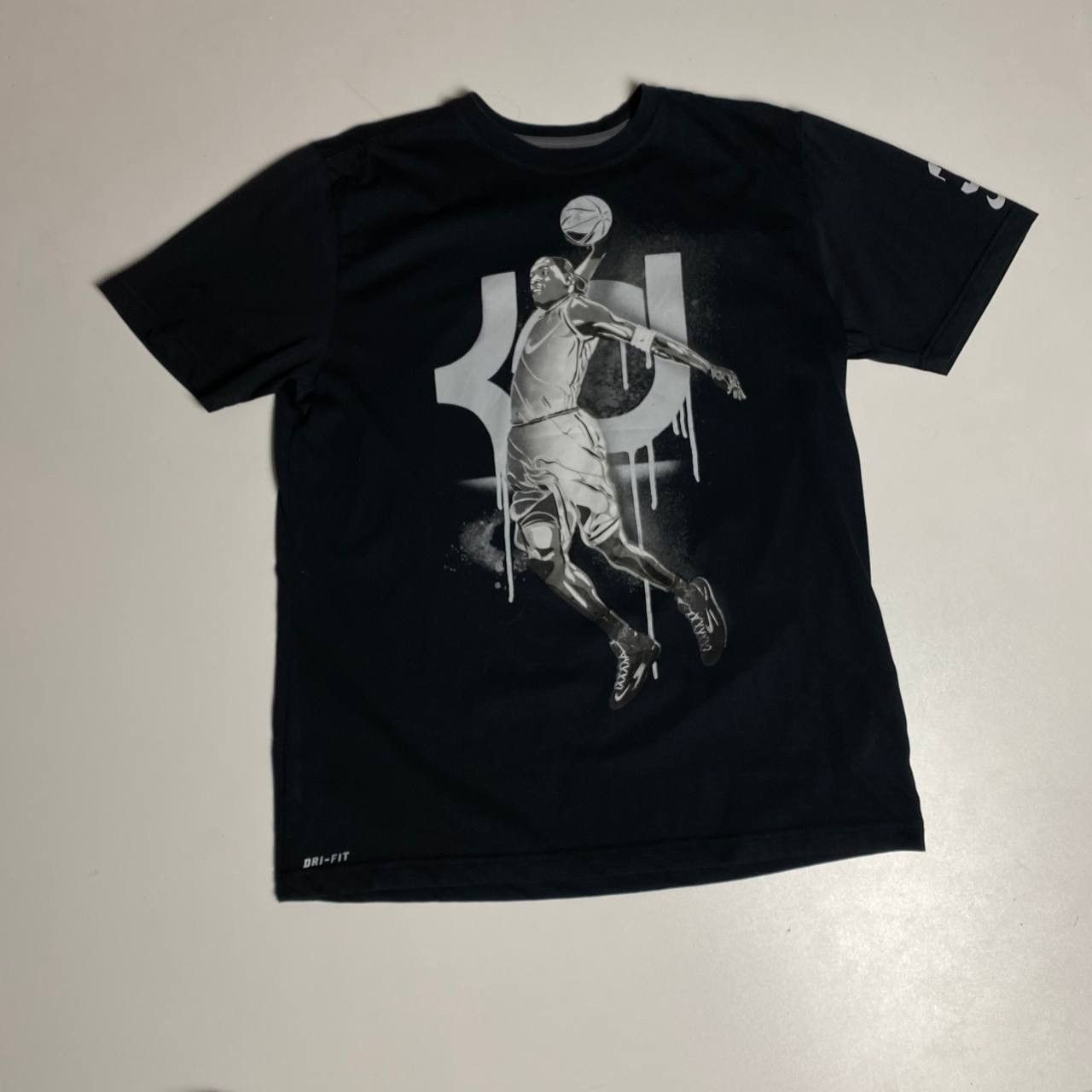 Nike Nike vintage T-shirt Size:L Size US L / EU 52-54 / 3 - 1 Thumbnail