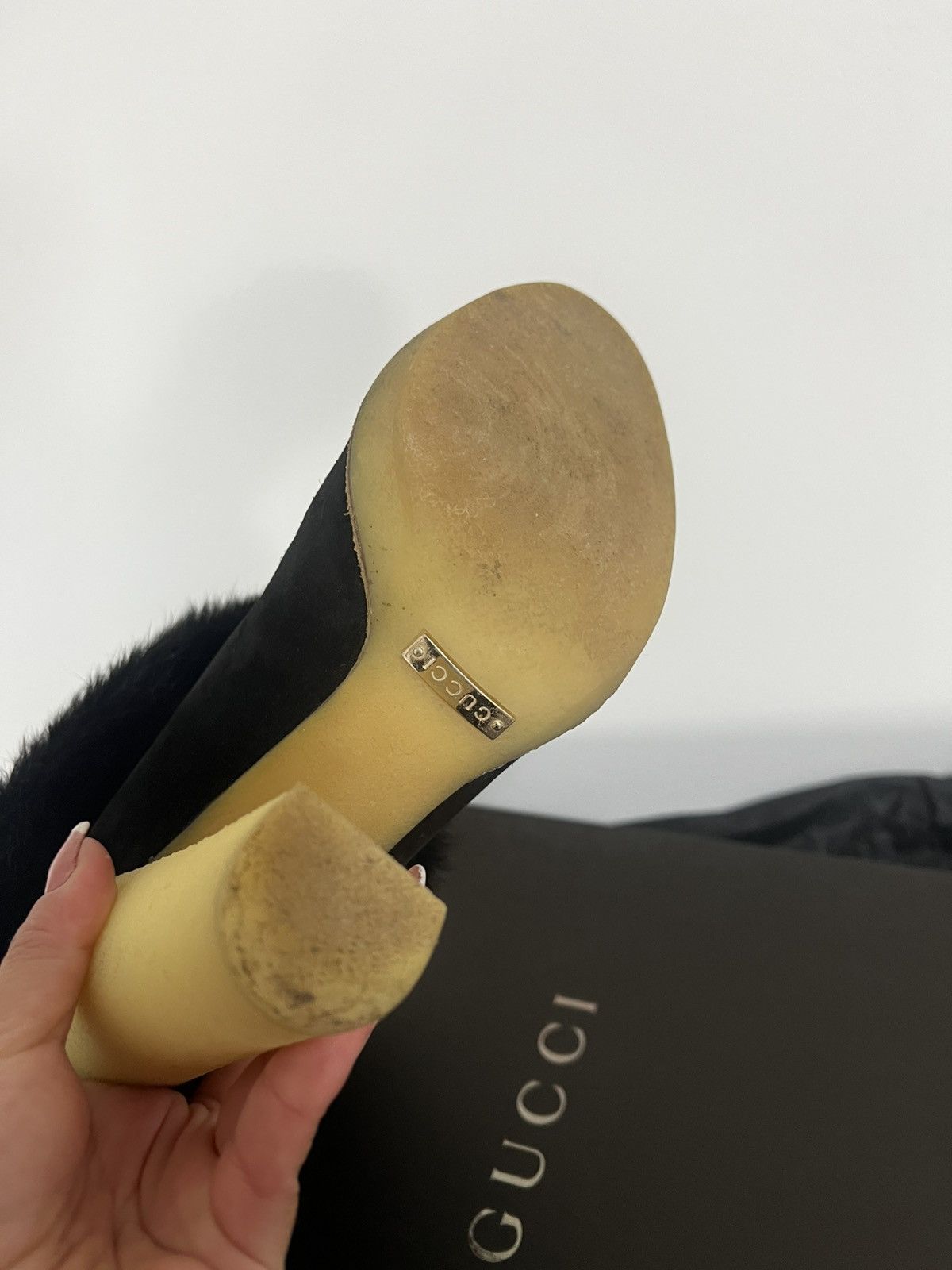 Gucci Gucci black leather boots 36 fur Size US 6 / IT 36 - 5 Thumbnail