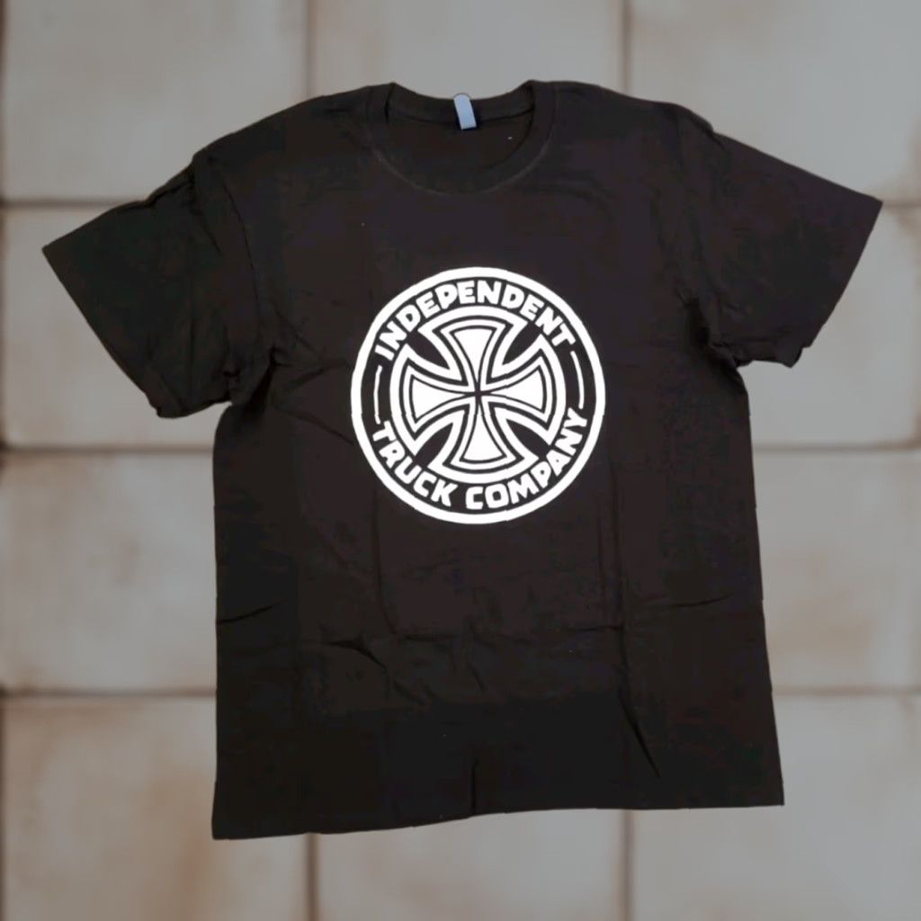 Vintage Independent TRUCK CO LOGO T Shirt Black L Men Regular Short Sleeve Cotton Graphic Print 80s 90s Skateboarding USA Size US L / EU 52-54 / 3 - 1 Thumbnail