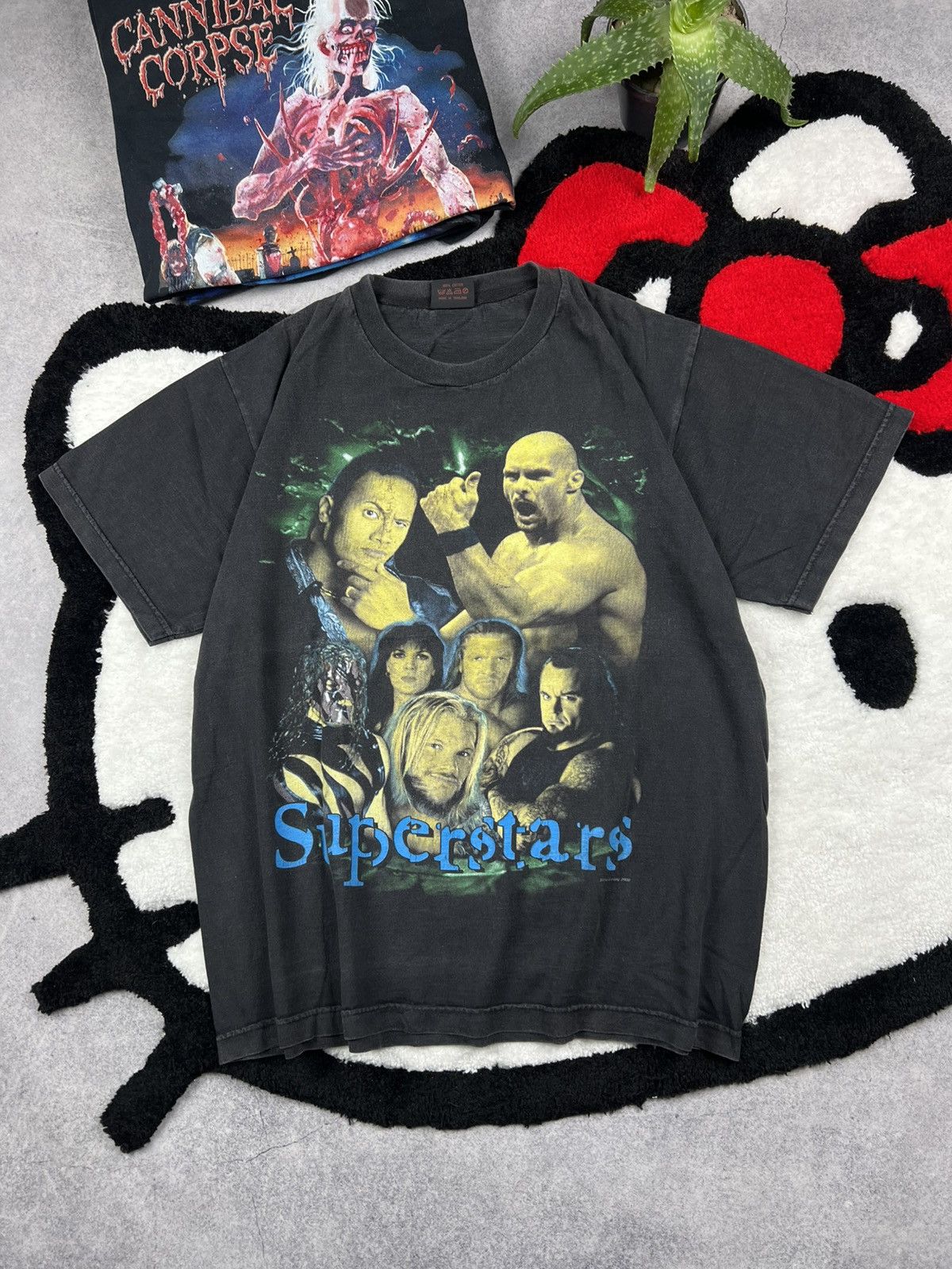 Band Tees Vintage WWE Wrestling Superstars 2000 Faded Y2K Tee Shirt Size US L / EU 52-54 / 3 - 1 Thumbnail