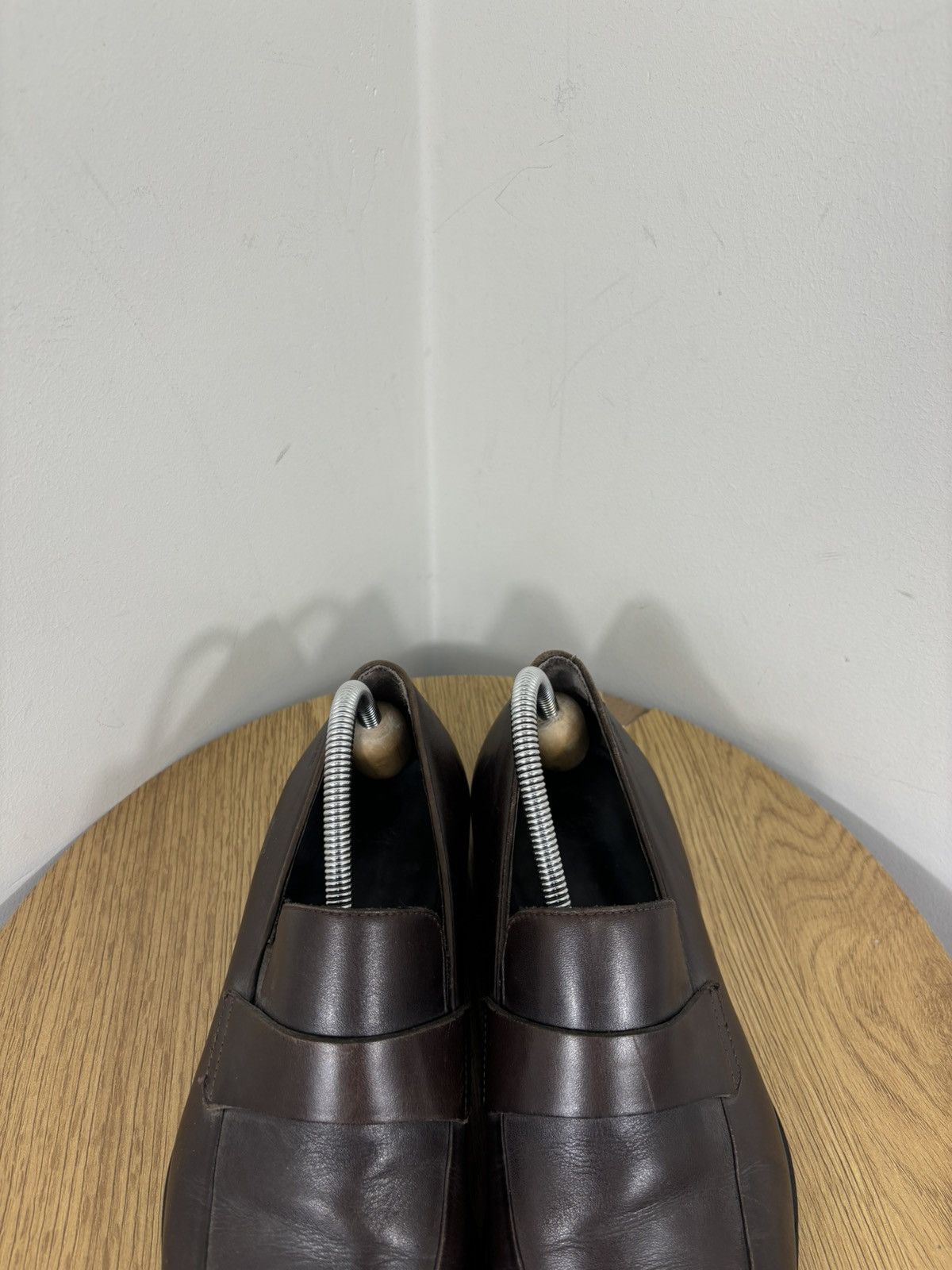 Hugo Boss Hugo Boss Men’s Brown Leather Venetian Loafers Dress Shoes Size US 8.5 / EU 41-42 - 8 Thumbnail