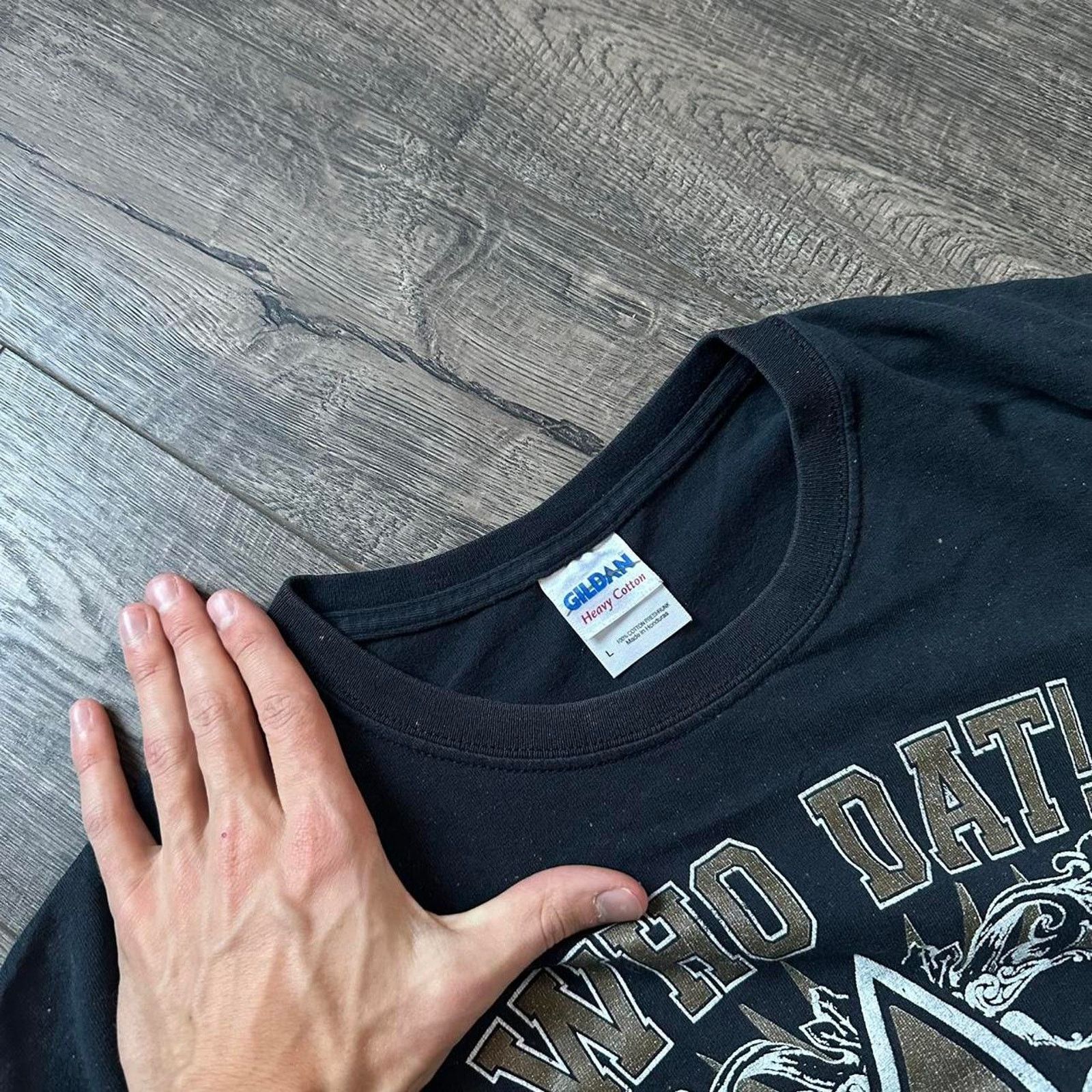 NFL Vintage 00s Black Faded New Orleans Saints NFL Football Tee Size US L / EU 52-54 / 3 - 6 Thumbnail
