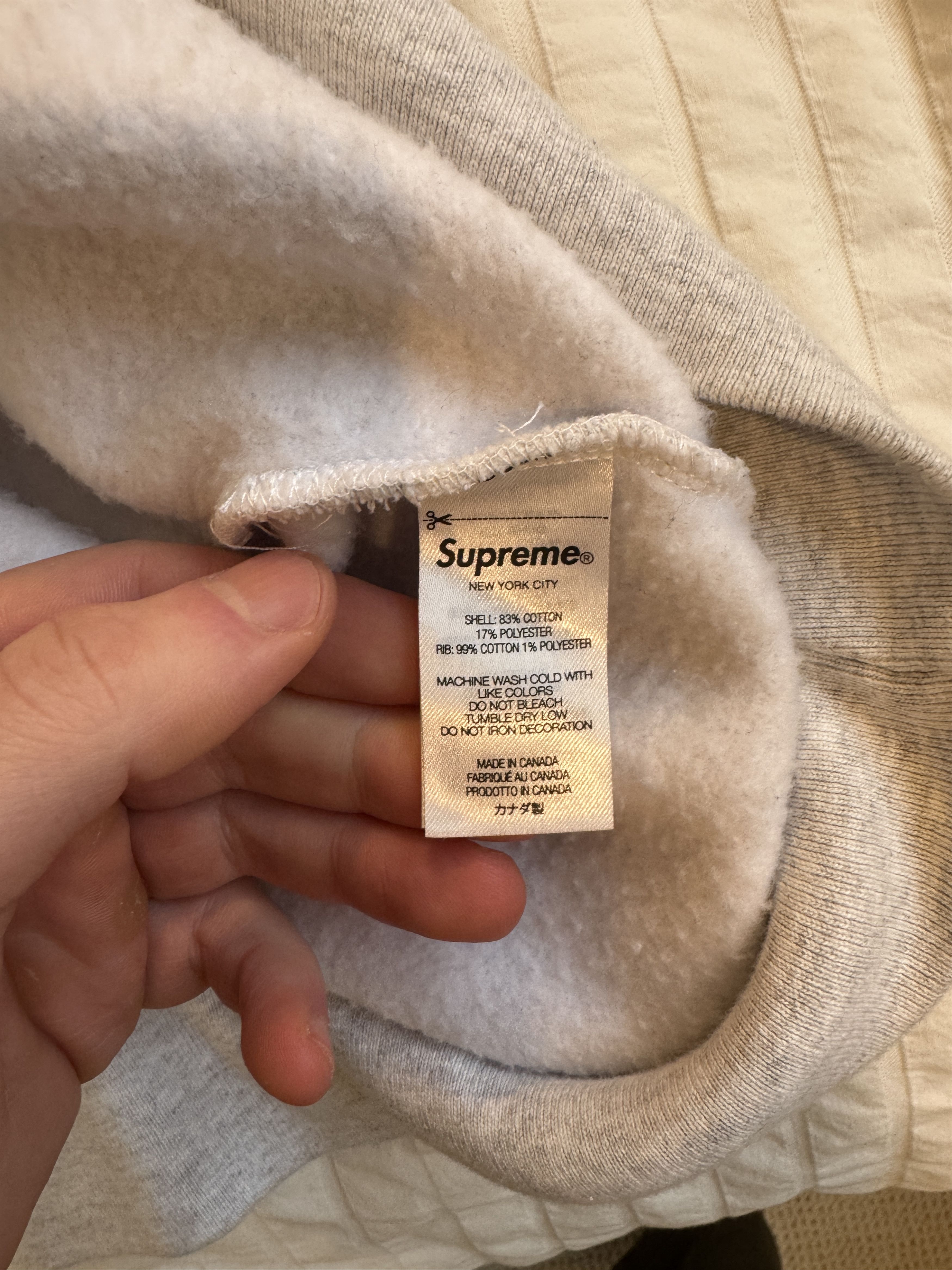 Supreme Supreme Small Box Logo Crewneck in Ash Gray size XL Size US XL / EU 56 / 4 - 10 Thumbnail