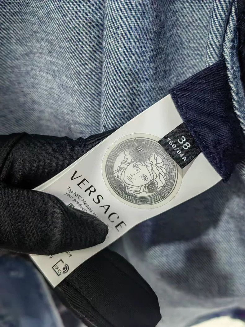 Versace Versace A cape-silhouette denim jacket Size US S / EU 44-46 / 1 - 2 Thumbnail