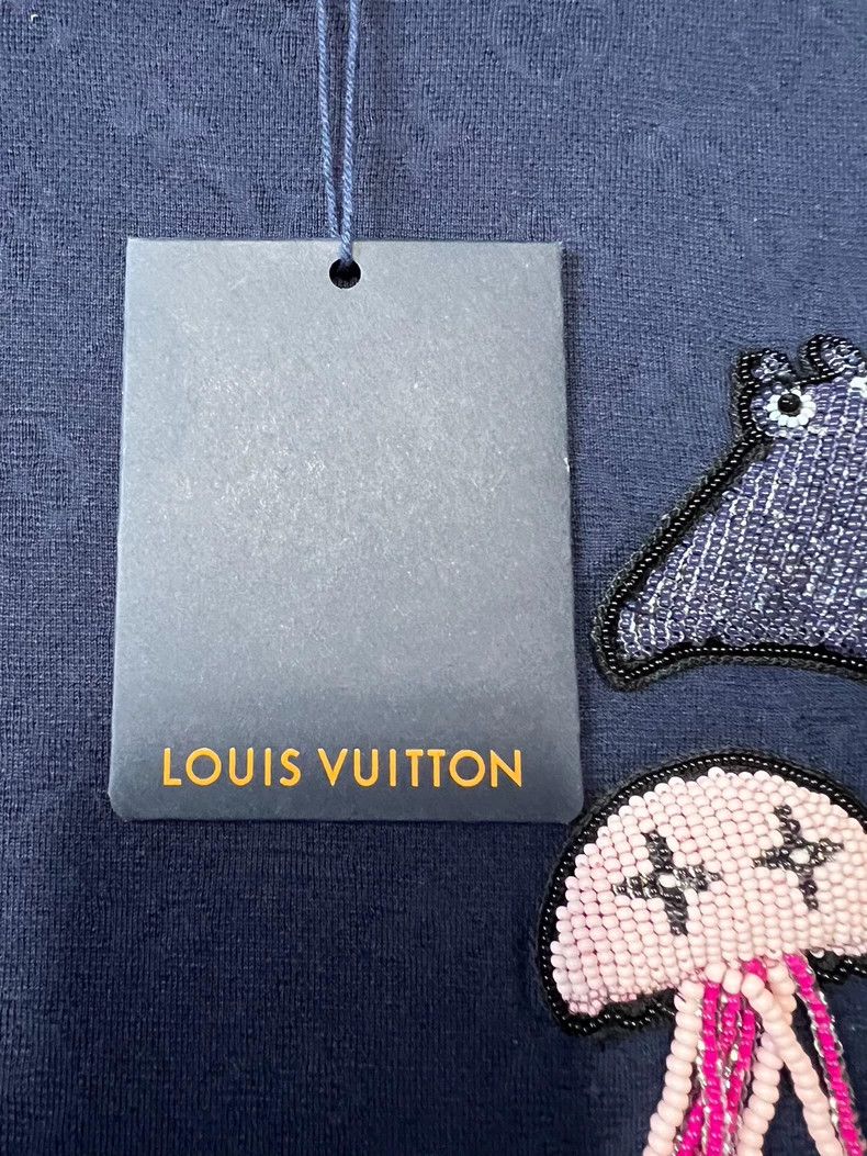 Louis Vuitton LOUIS VUITTON Dark-grain full-print beaded animal pattern s Size US L / EU 52-54 / 3 - 8 Thumbnail