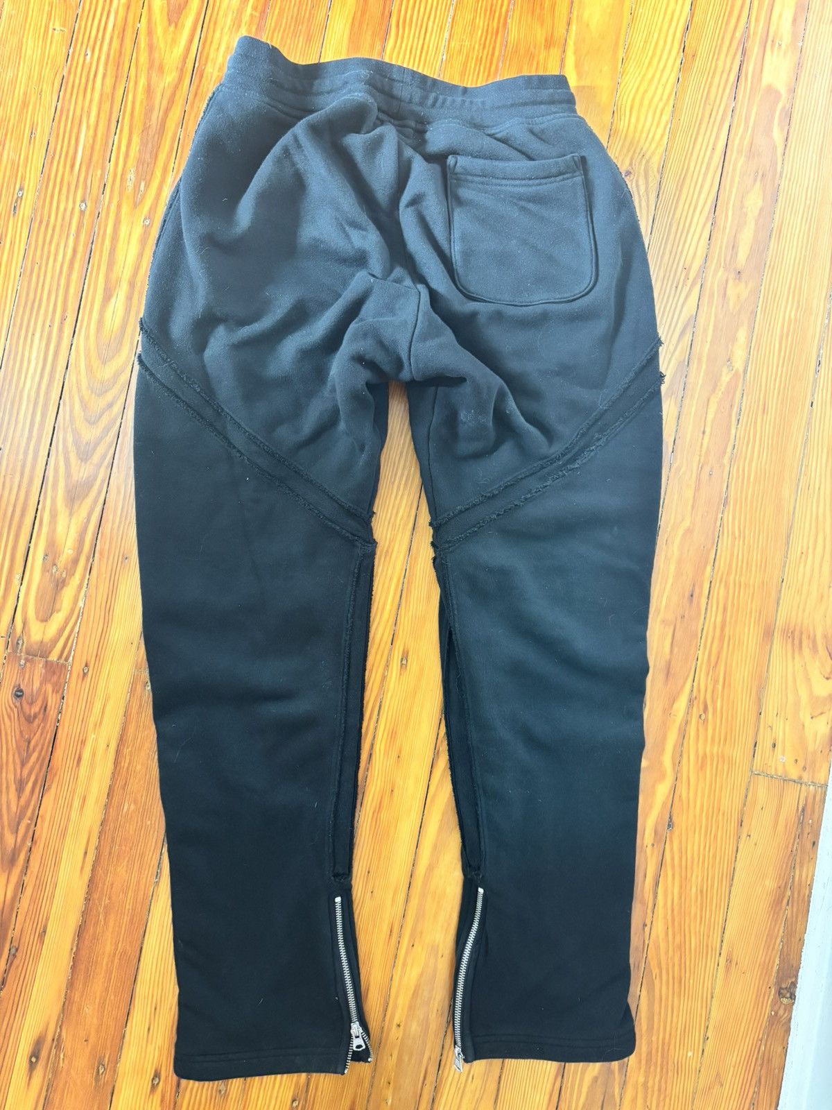 John Elliott John Elliott Black Slab frame Terry sweatpants sz Medium Size US 32 / EU 48 - 2 Thumbnail