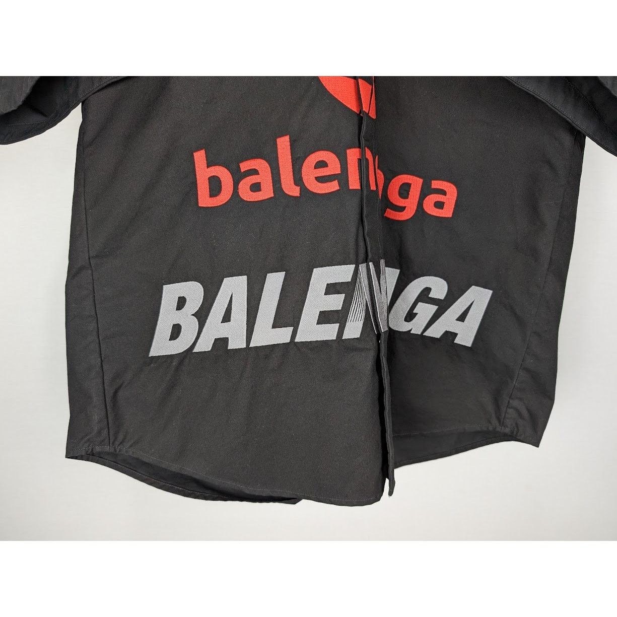 Balenciaga o1rshd1 Top League Shirt in Black Size US S / EU 44-46 / 1 - 5 Thumbnail