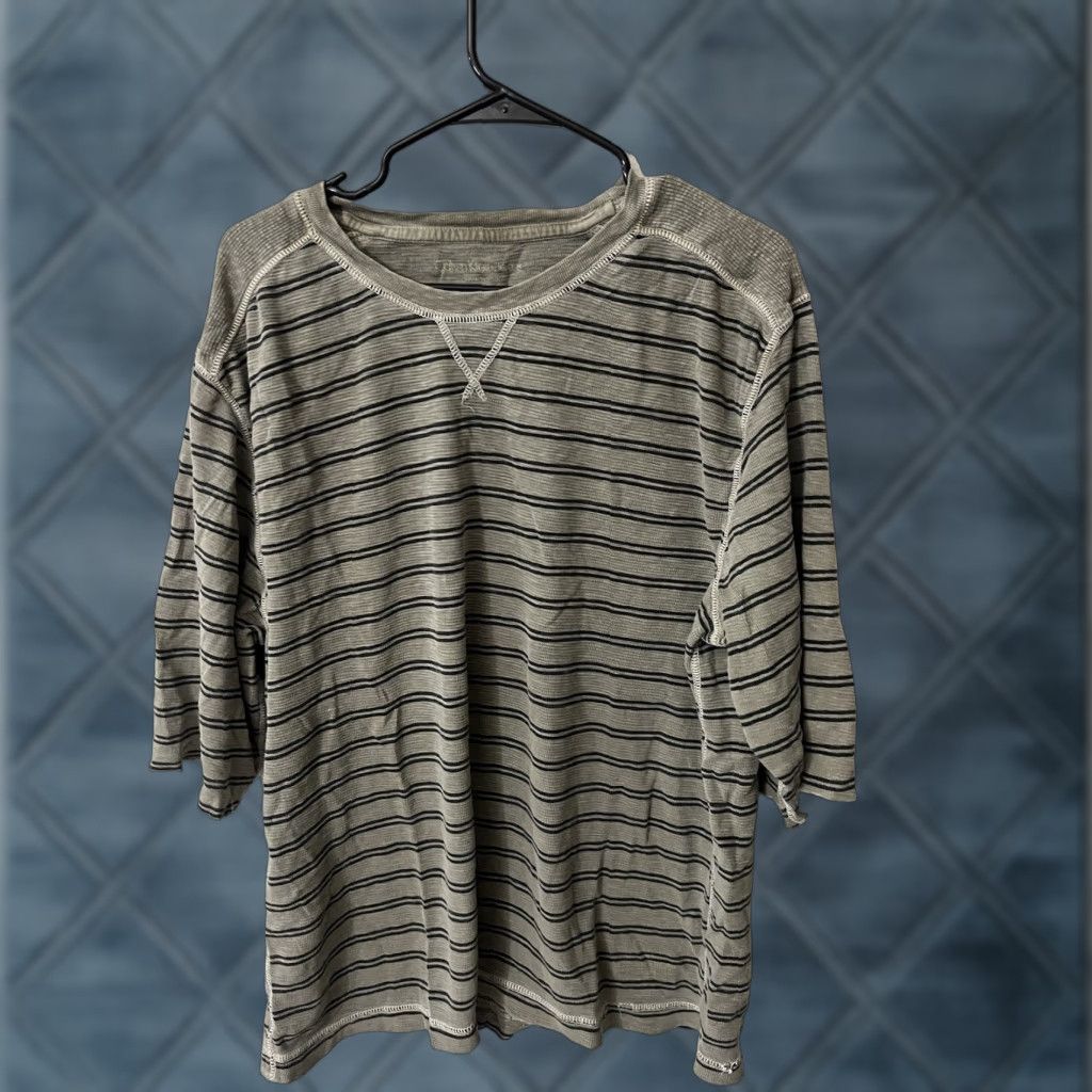 Vintage VINTAGE Calvin Klein Shirt Womens Short Sleeve Henley Striped Gray Tee 2XL L Twill Pocket Tee Tshirt Size L / US 10 / IT 46 - 1 Thumbnail