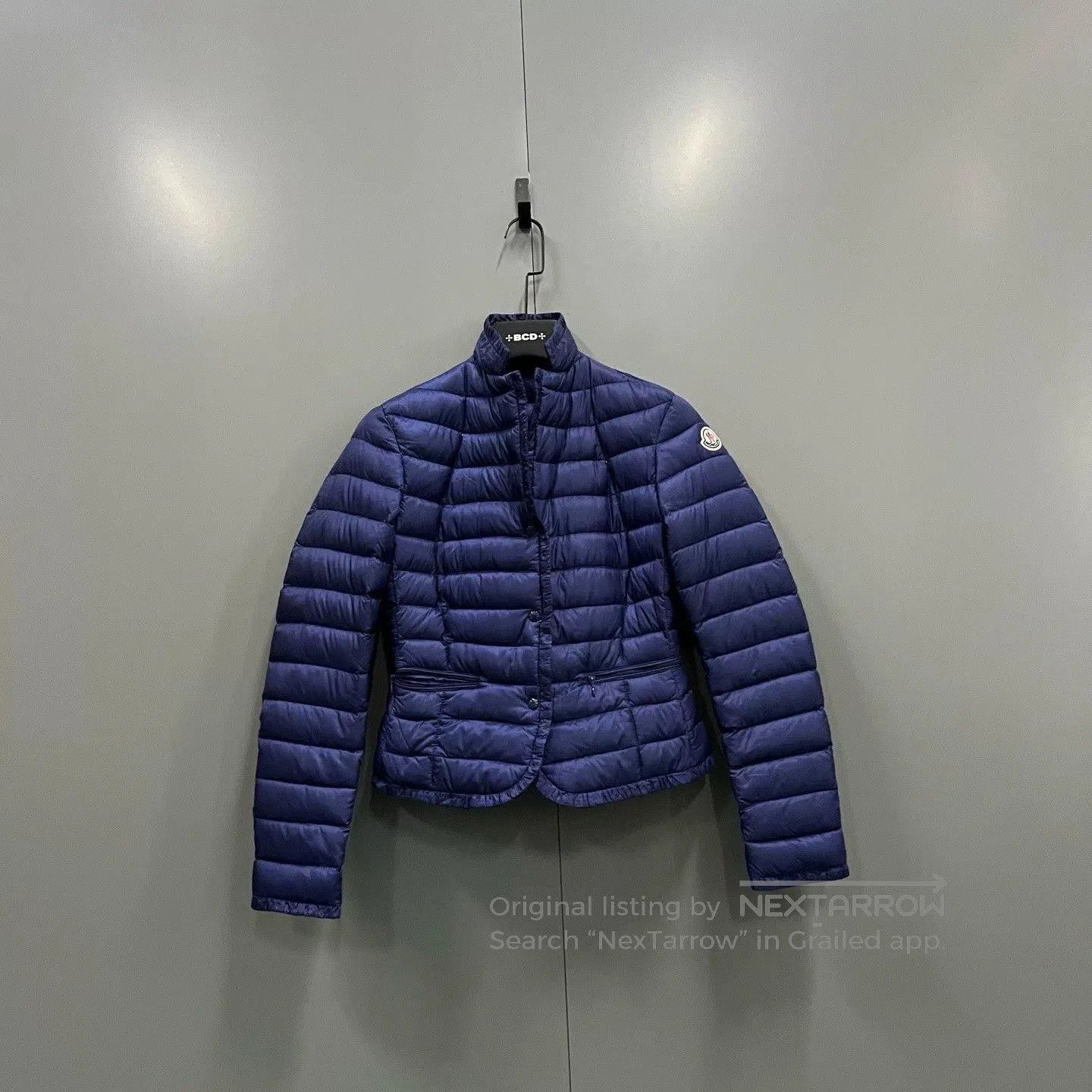 Moncler moncler deep blue down jacket size 0. Size XS / US 0-2 / IT 36-38 - 1 Thumbnail