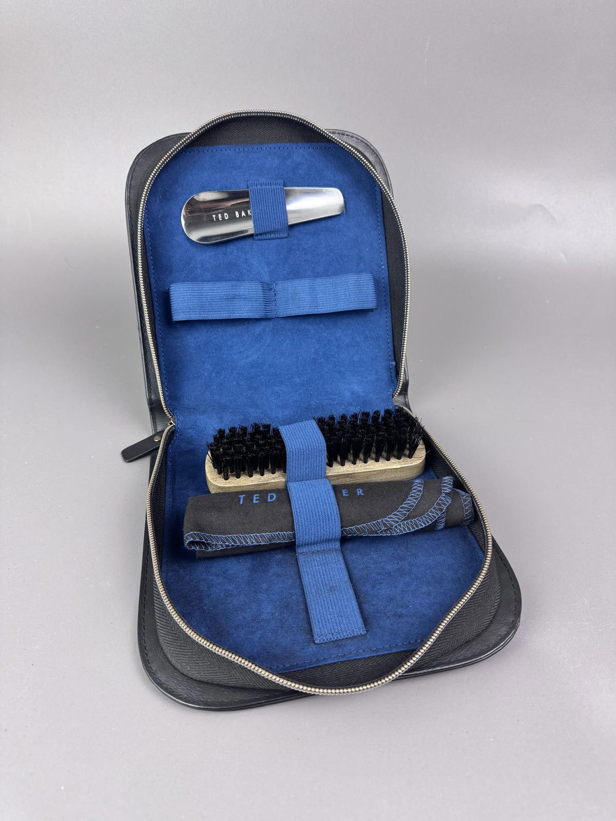 Ted Baker Ted Baker Black Leather Shoe Care Kit with Brush and Cloth Size ONE SIZE - 4 Thumbnail