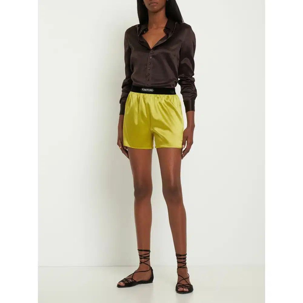 Tom Ford o1loc1c1124 SH0021 Satin Short in Yellow Size 27" / US 4 / IT 40 - 2 Thumbnail