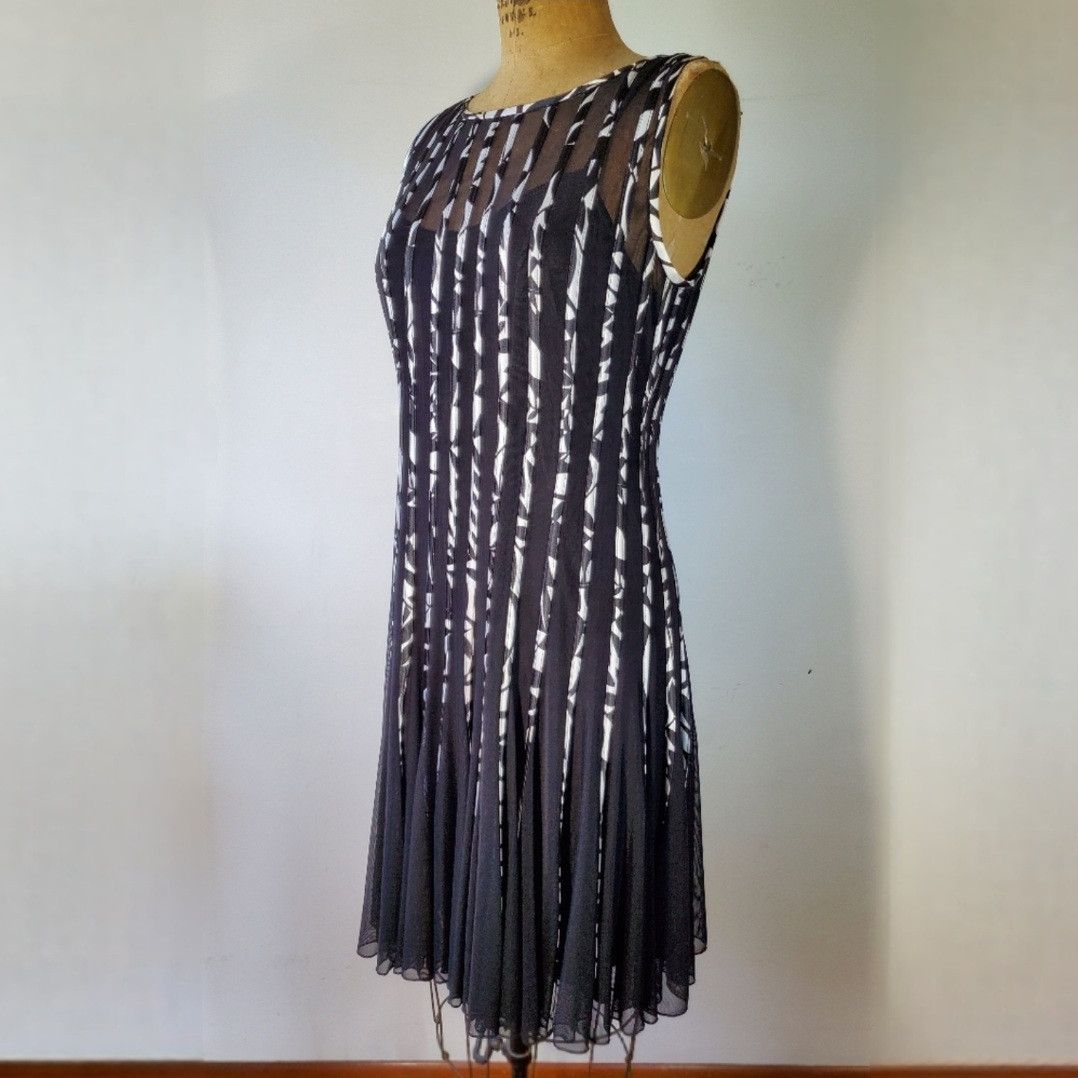 Other Xscape Size 14/XL Dress Black White Floral Stripe Sleeveless Size L / US 10 / IT 46 - 2 Thumbnail
