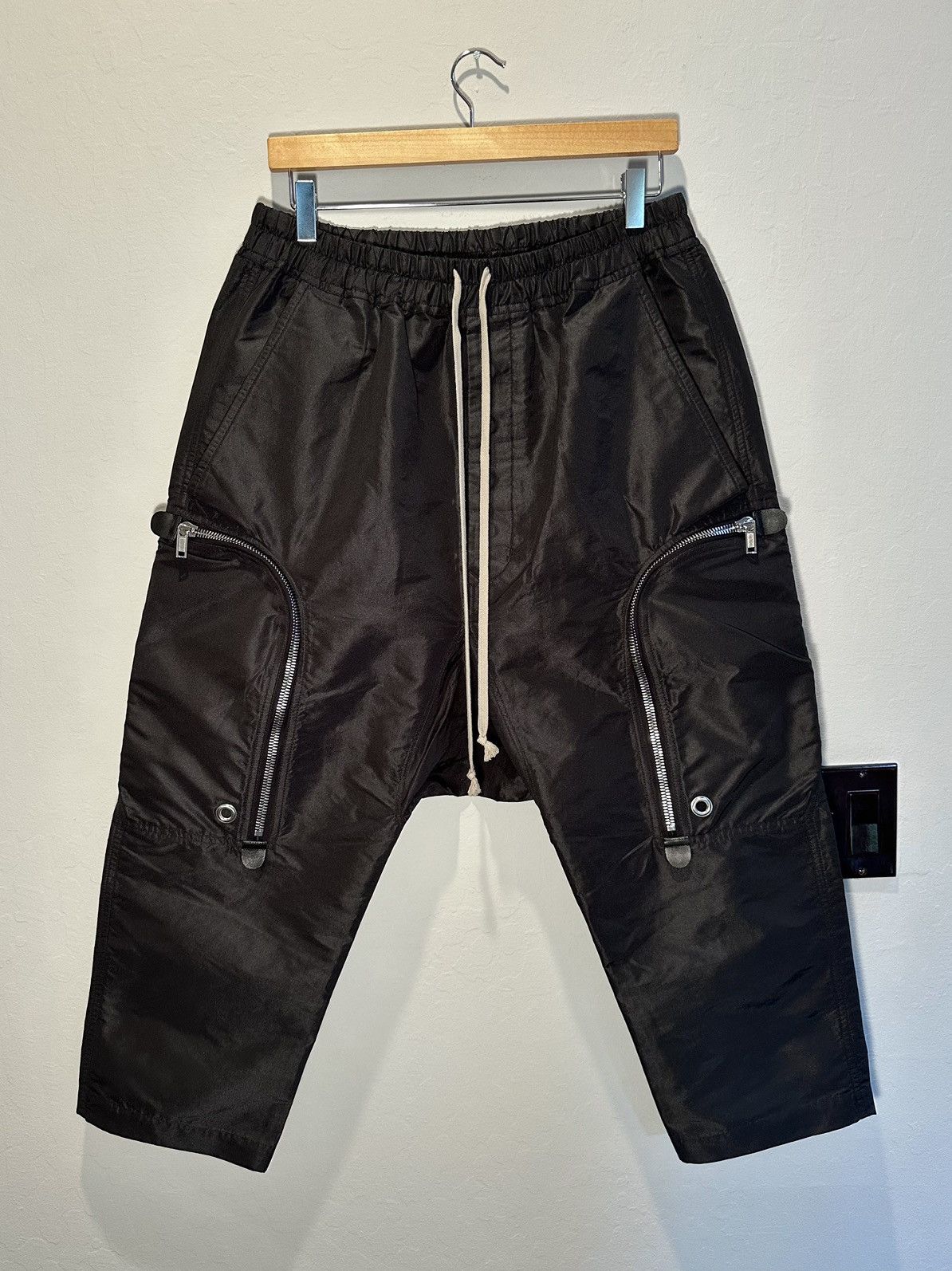 Rick Owens RICK OWENS S/S 2020 TECUATL CARGO CROPPED PANTS | Grailed