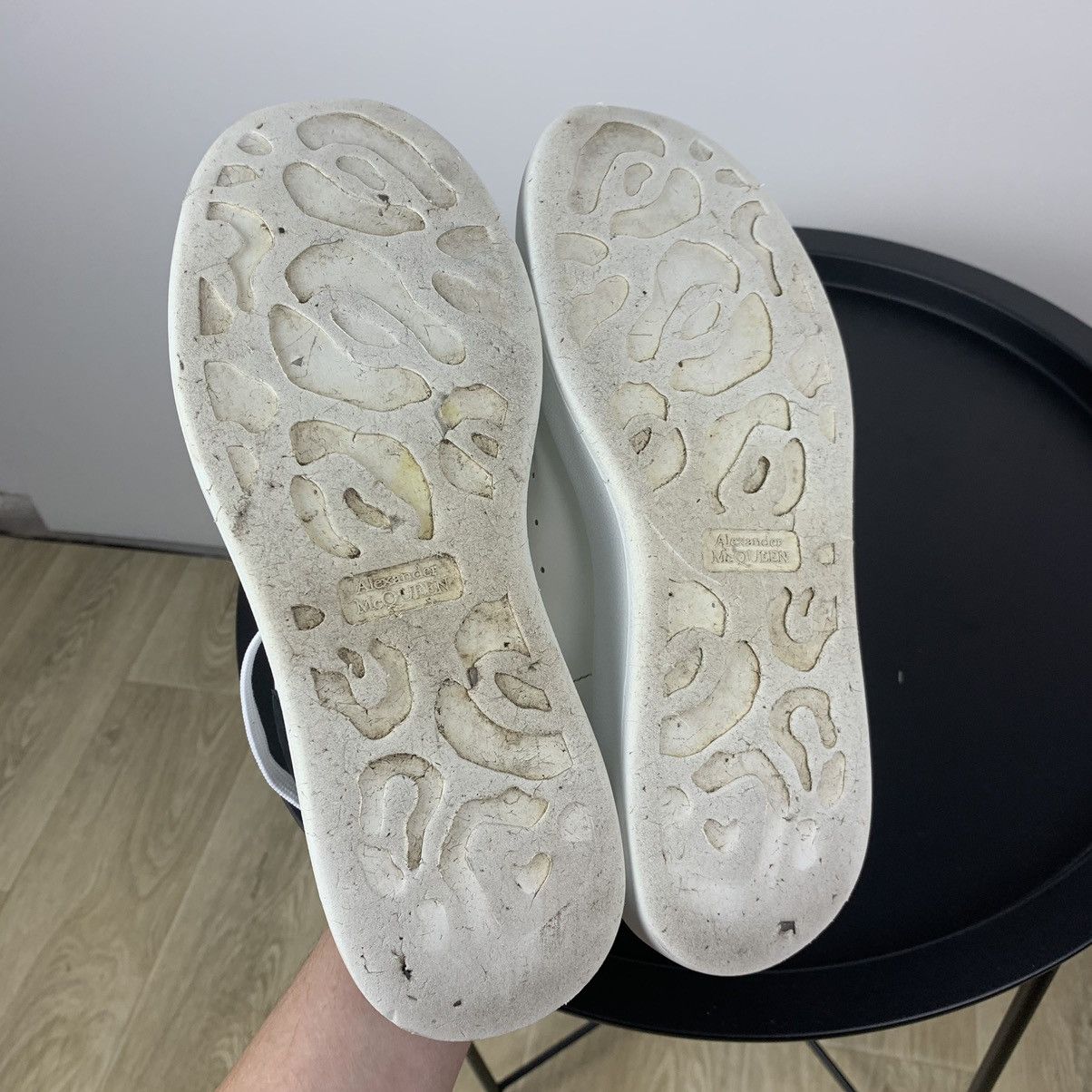 Alexander McQueen Alexander Mcqueen White Leather Sneakers Shoes Size 38 Italy Size US 8 / IT 38 - 6 Thumbnail