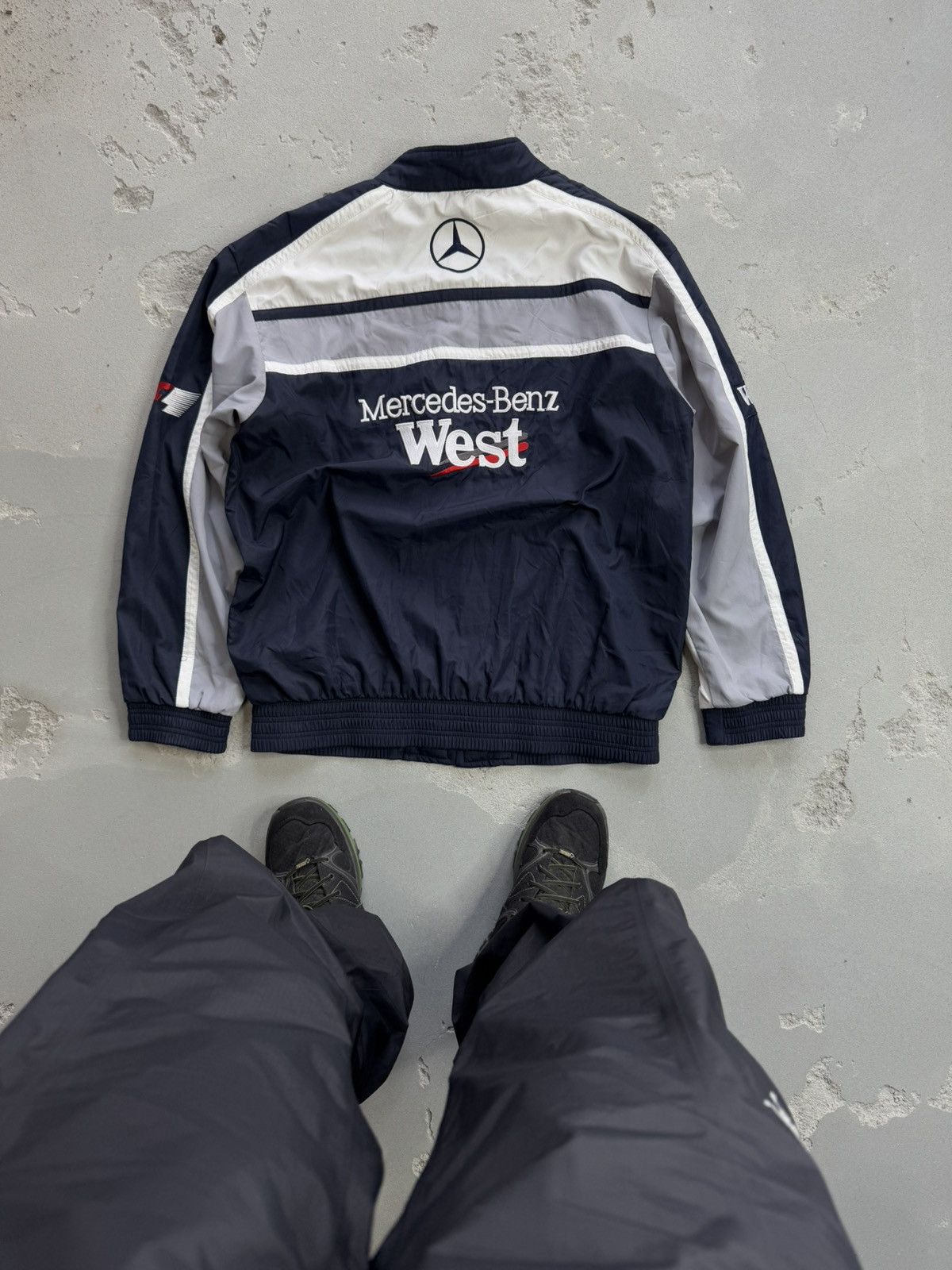 Mercedes-Benz × Vintage Vintage Mercedes Benz Marlboro West jacket Size US L / EU 52-54 / 3 - 2 Thumbnail