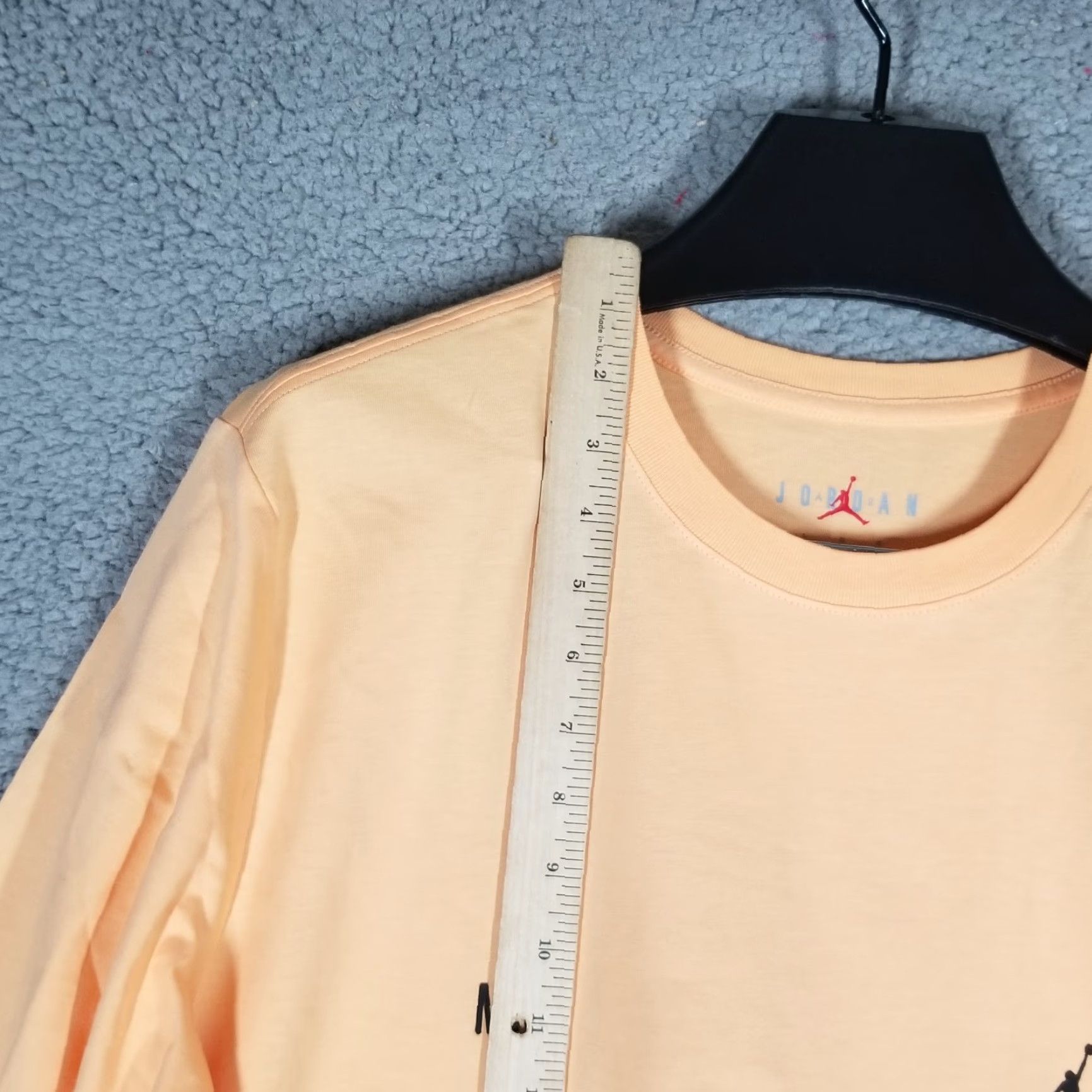 Nike VINTAGE Nike Air Jordan Long Sleeve T-Shirt Adult Large Peach Neon Activewear Mens Size US L / EU 52-54 / 3 - 3 Thumbnail