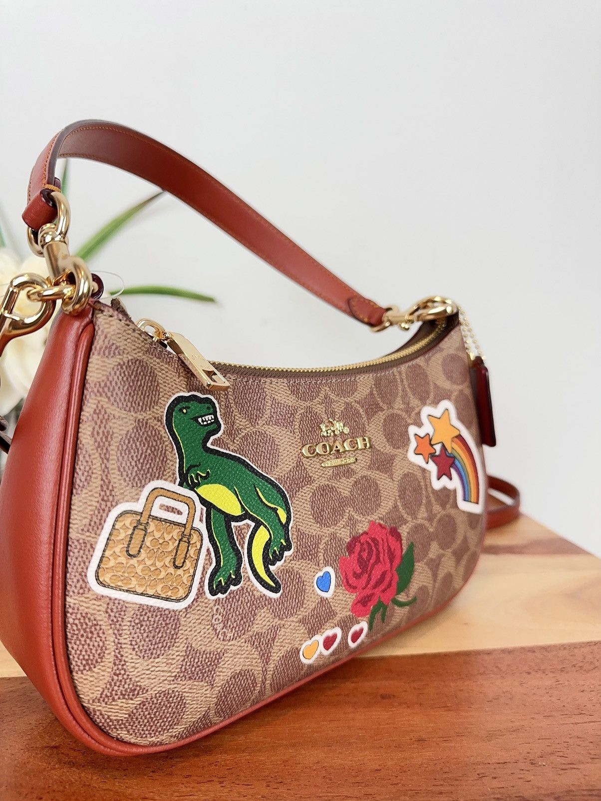Coach NWT Coach Teri Shoulder Bag With Sticker Print Size ONE SIZE - 3 Thumbnail