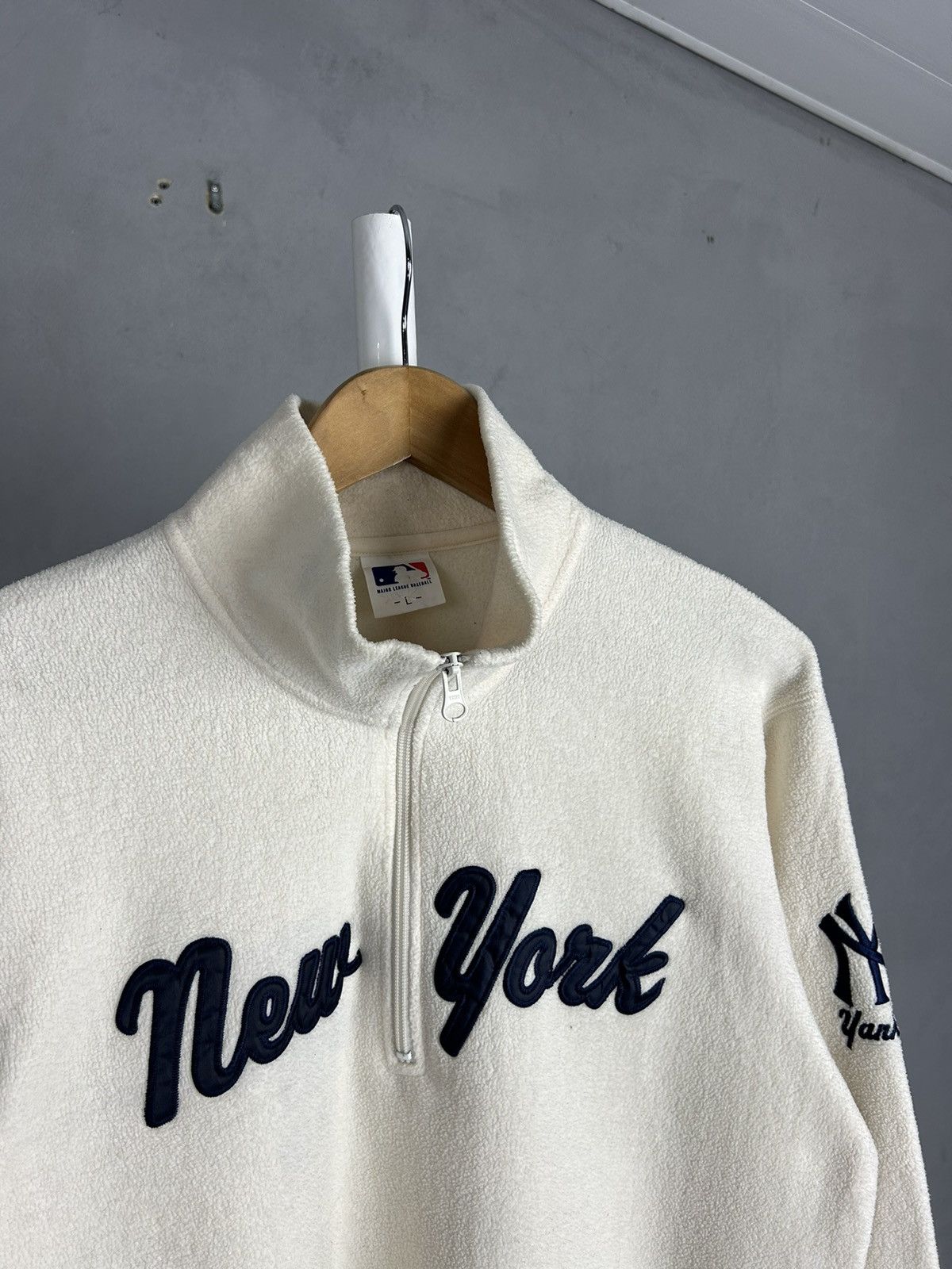 MLB MLB New York Yankees Fleece 1/4 Zip Sweatshirt Size L Size US L / EU 52-54 / 3 - 3 Thumbnail