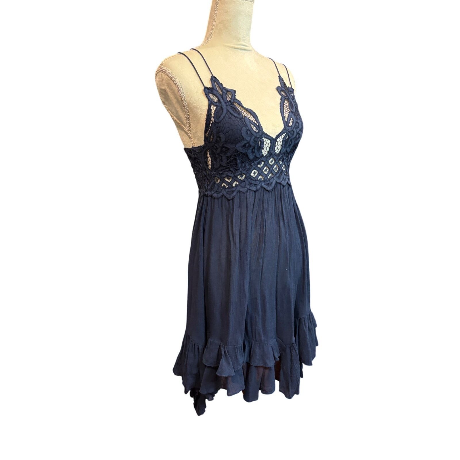 Free People Free People Adella Navy Lace Slip Mini Dress Boho Size S Size S / US 4 / IT 40 - 4 Thumbnail