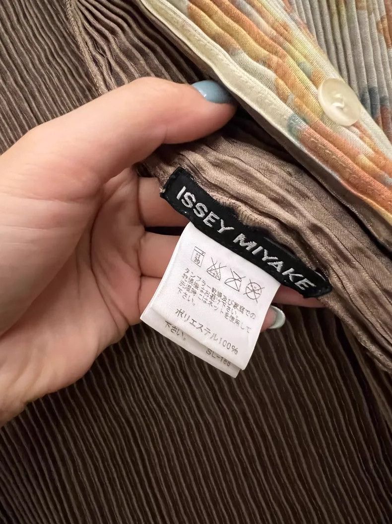 Issey Miyake Issey Miyake A medieval pleated cardigan Size M / US 6-8 / IT 42-44 - 5 Thumbnail