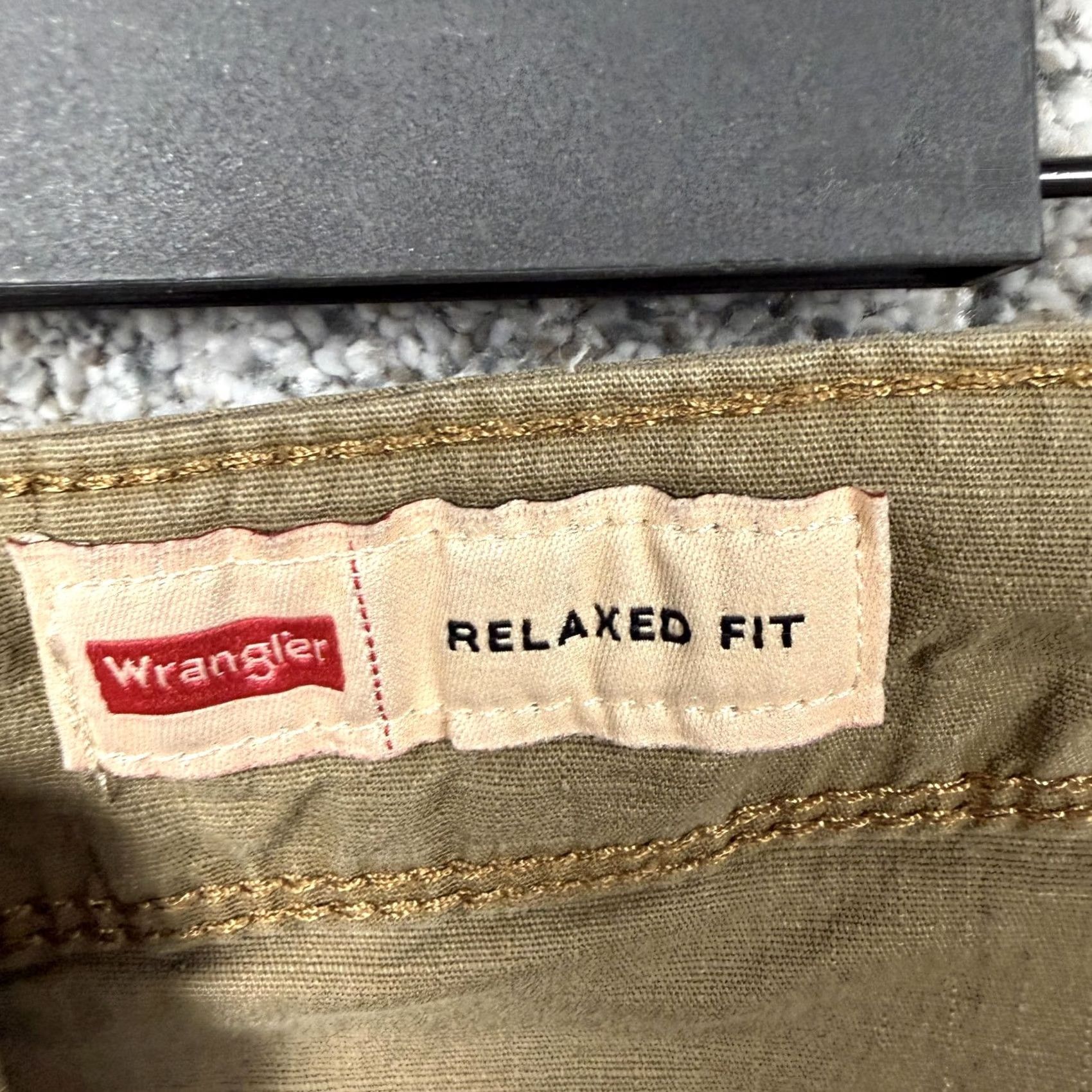 Wrangler Wrangler Cargo Shorts 48x9 Beige Men Regular Cargo Pocket 9in Cotton Spandex Workwear Outdoor Relaxed Fit Flat Front (Gorpcore) Size US 32 / EU 48 - 7 Thumbnail