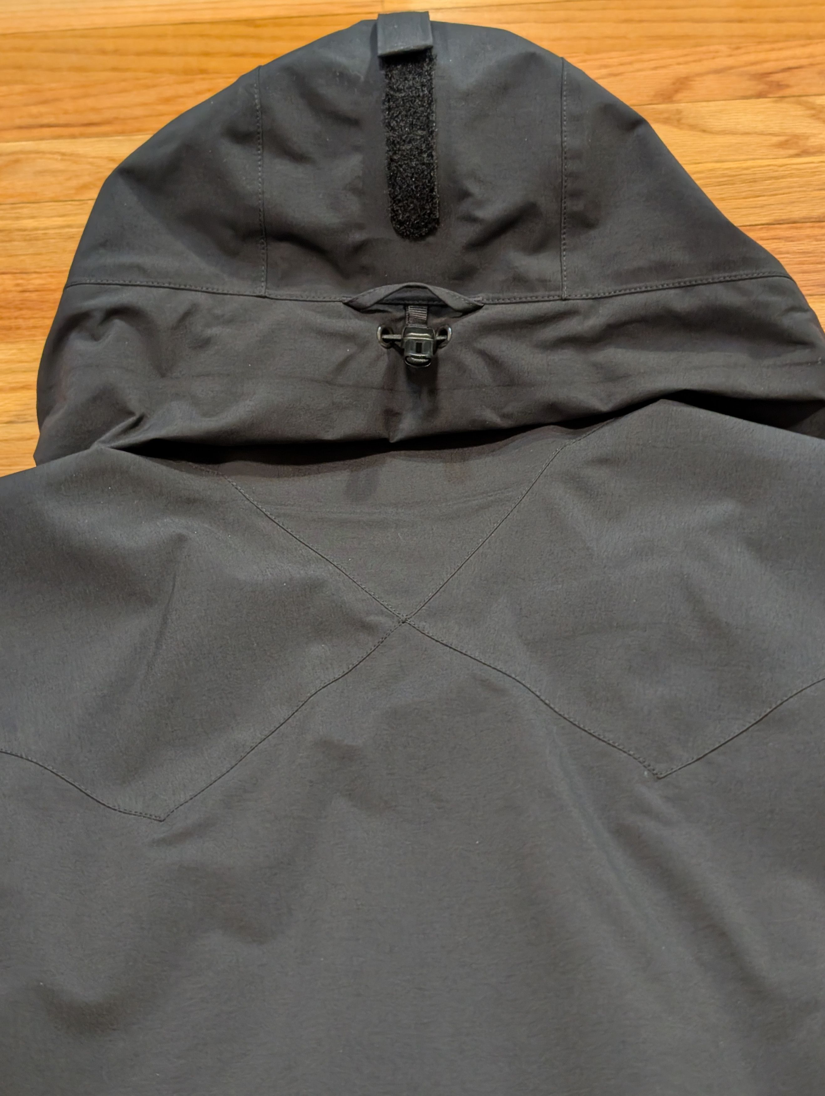 Tilak Tilak × Acronym Evolution Jacket L – Limited 200 Size US L / EU 52-54 / 3 - 7 Thumbnail