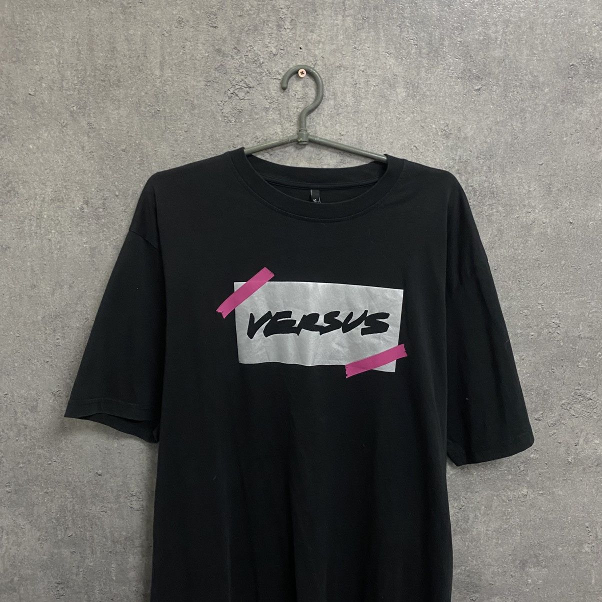 Versace Men’s T Shirt Versace Versus Big Logo Size US L / EU 52-54 / 3 - 4 Thumbnail
