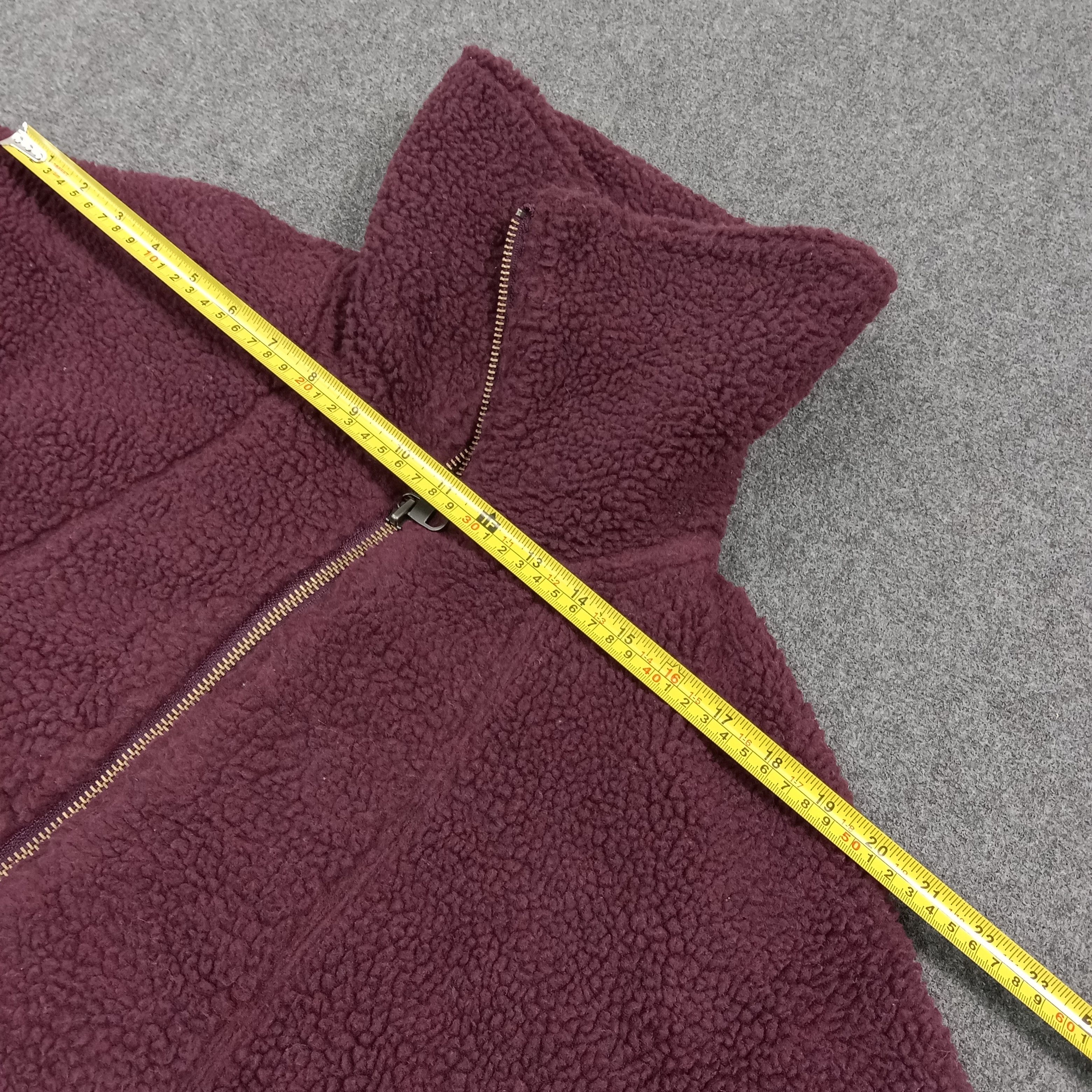 Undercover Uniqlo U Fleece Boxy Undercover Custom Logo C271N30 Size US S / EU 44-46 / 1 - 6 Thumbnail