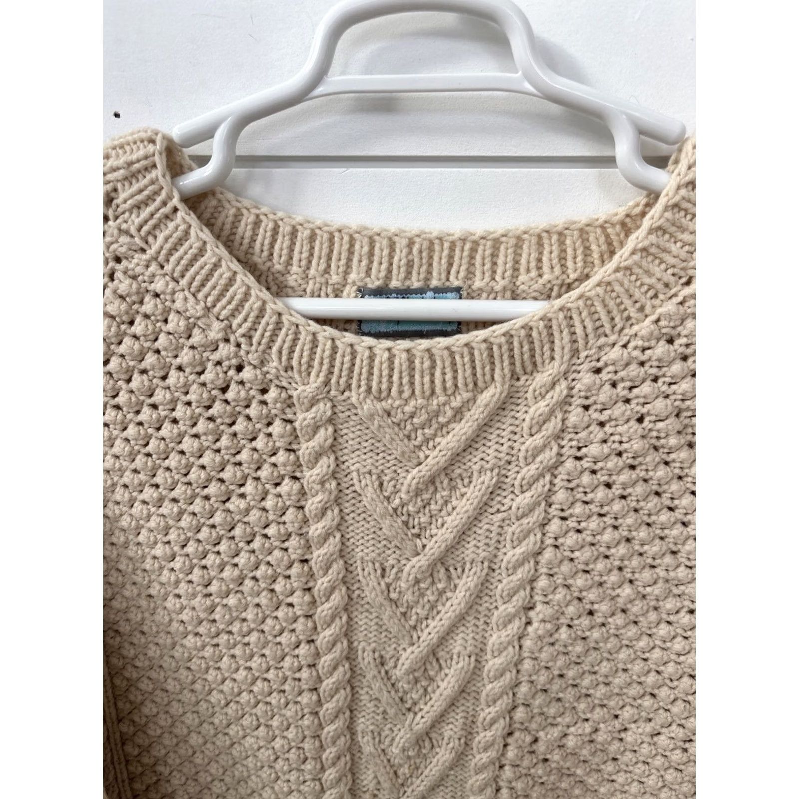 Vintage VINTAGE Hand Knit Chunky Cable Knit Ivory Pure Wool Fisherman’s Sweater Womens XL Shirt Womens XL Ivory 1990s Size XL / US 12-14 / IT 48-50 - 3 Thumbnail