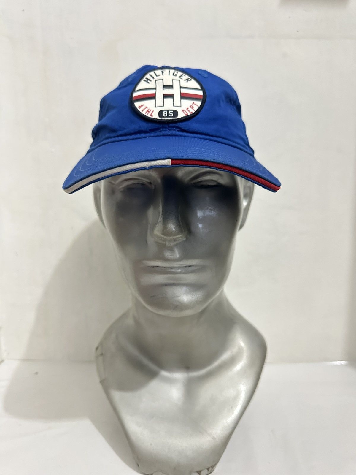 Tommy Hilfiger Tommy Hilfiger Hats Size ONE SIZE - 1 Thumbnail